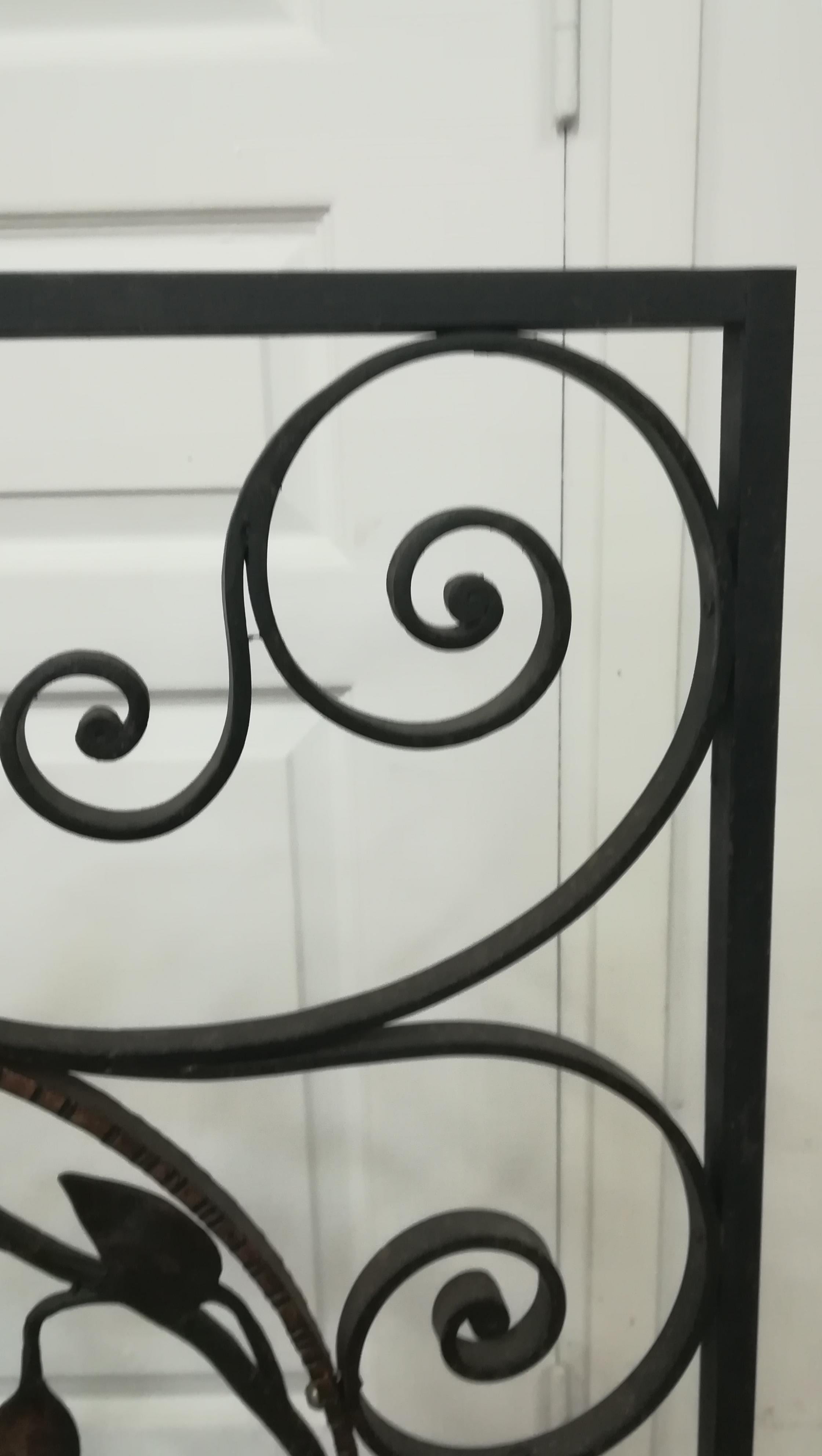 Mid-20th Century Art Deco Wrought Iron Fire Screen For Sale