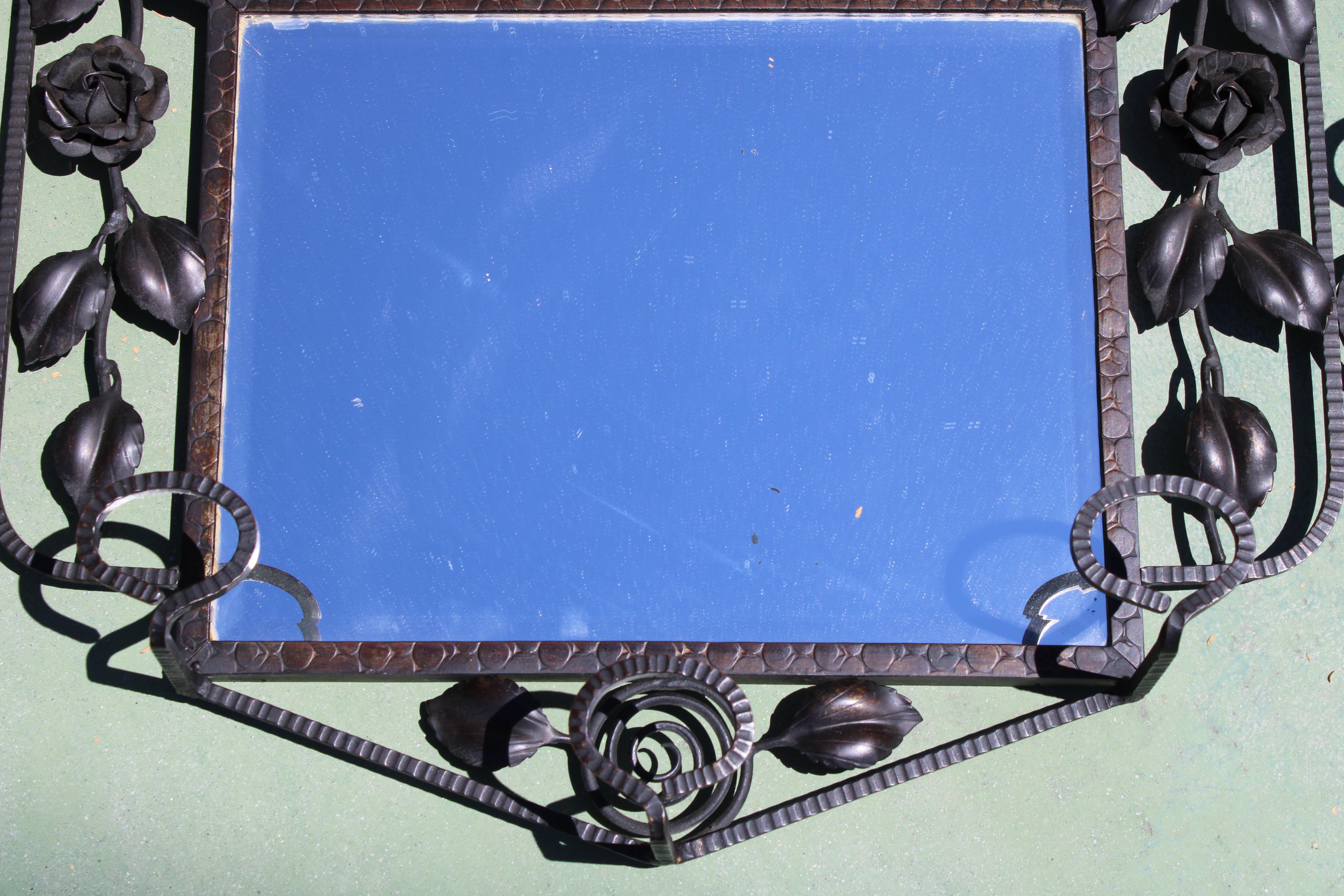 Art Deco Wrought Iron Hall Mirror (miroir de salle) en vente 2