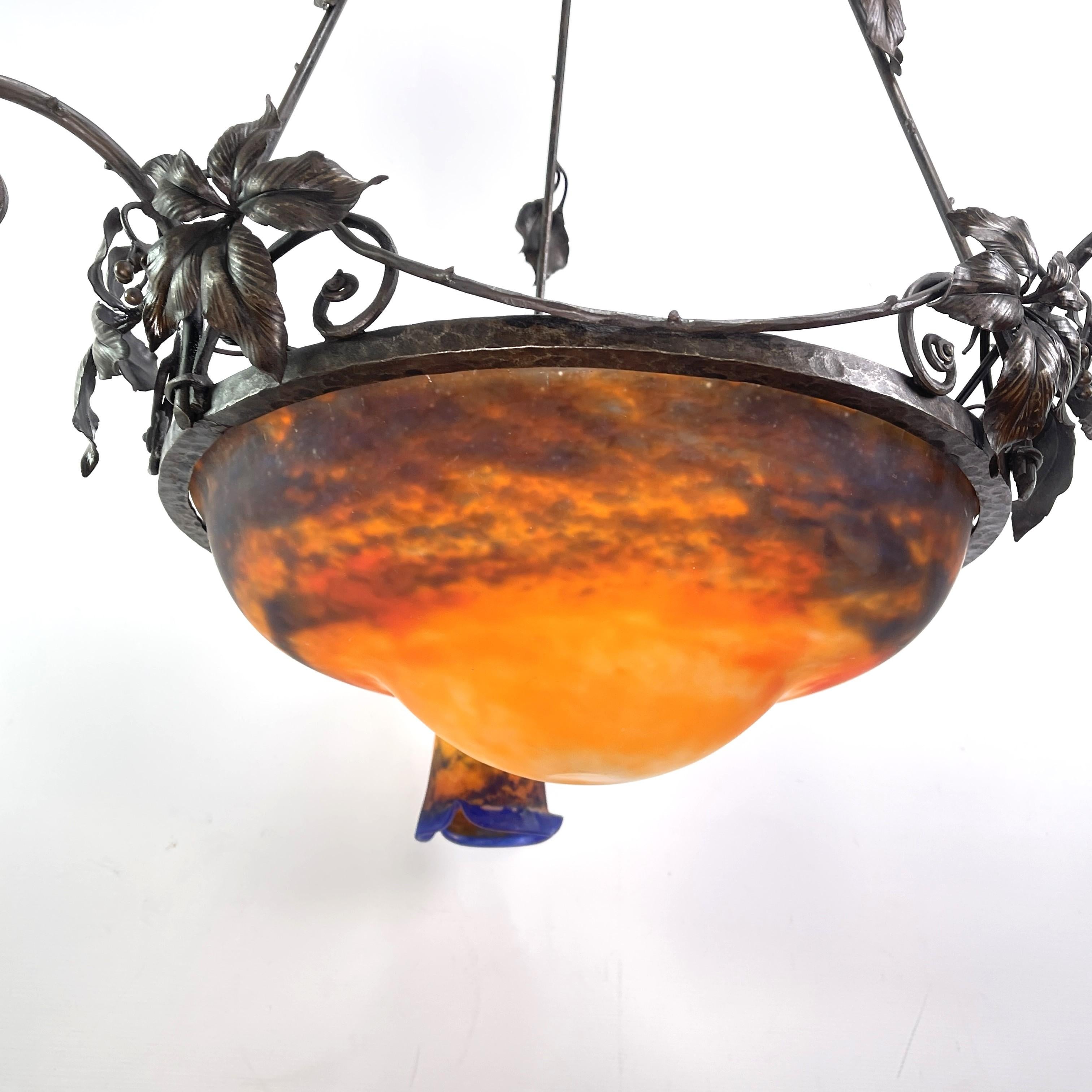 Mid-20th Century Art Deco wrought iron Lamp by Muller Freres, Luneville Pate de Verre, 1930s For Sale
