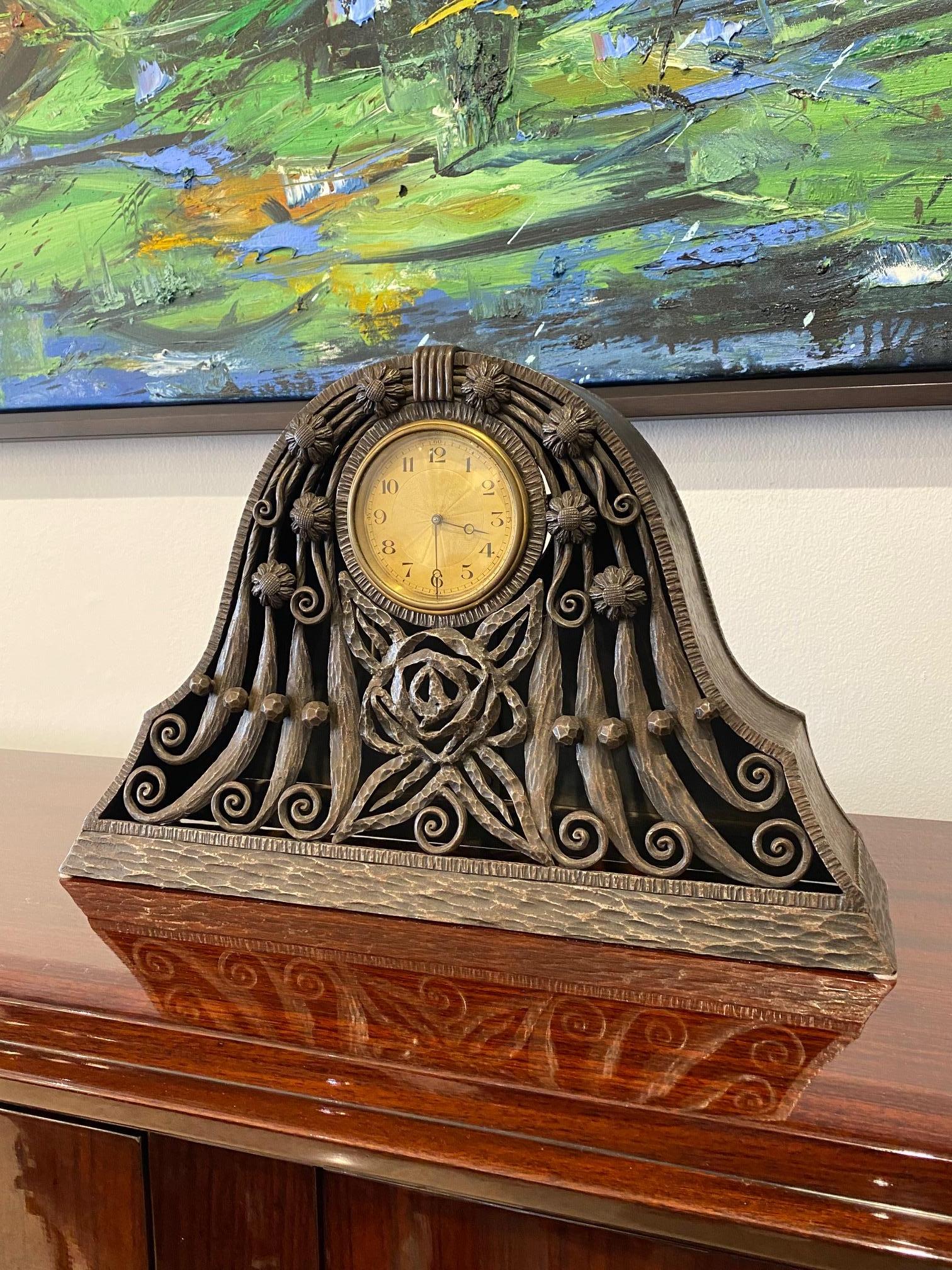 Art Deco Wrought Iron Mantel Clock In Good Condition For Sale In Miami, FL