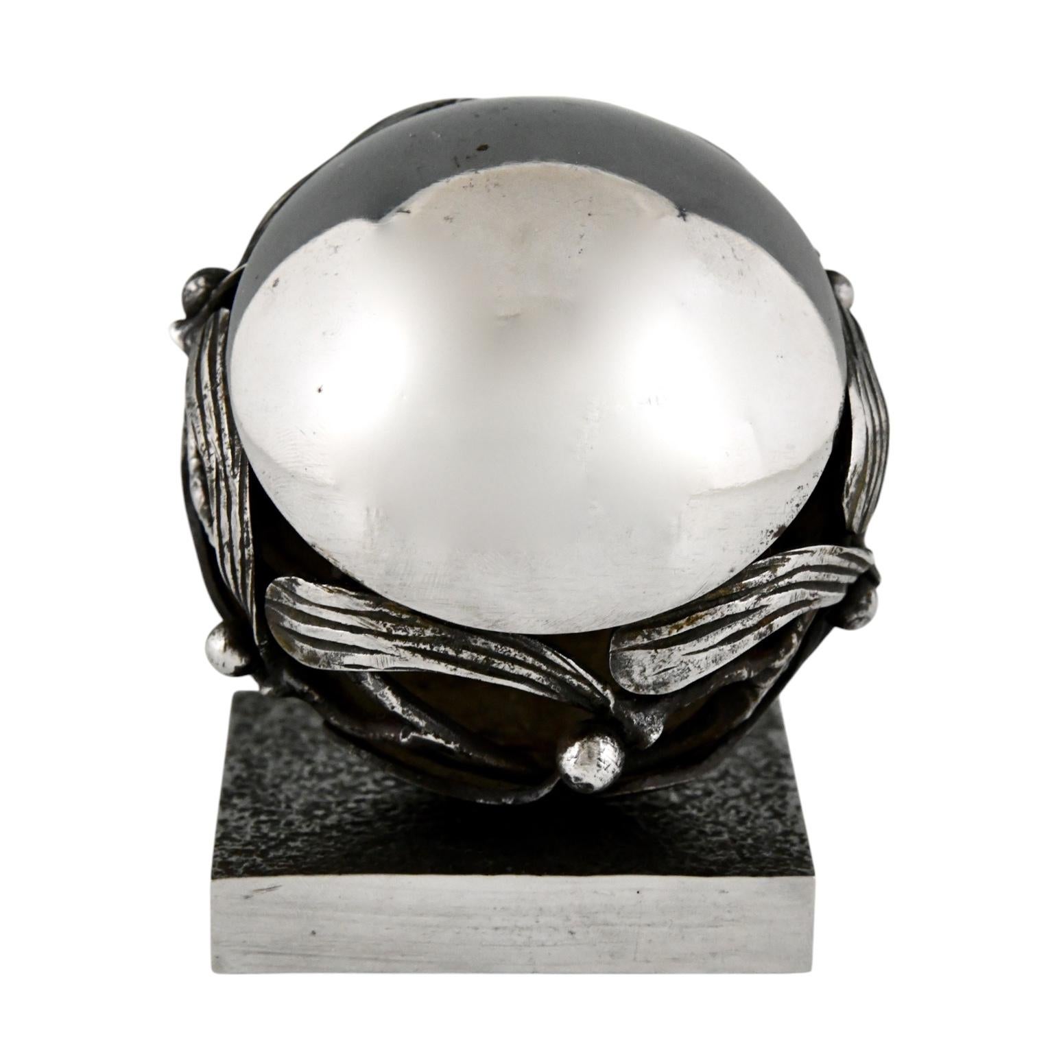 Early 20th Century Art Deco Wrought Iron Mistletoe Paperweight by Edgar Brandt 1921 For Sale