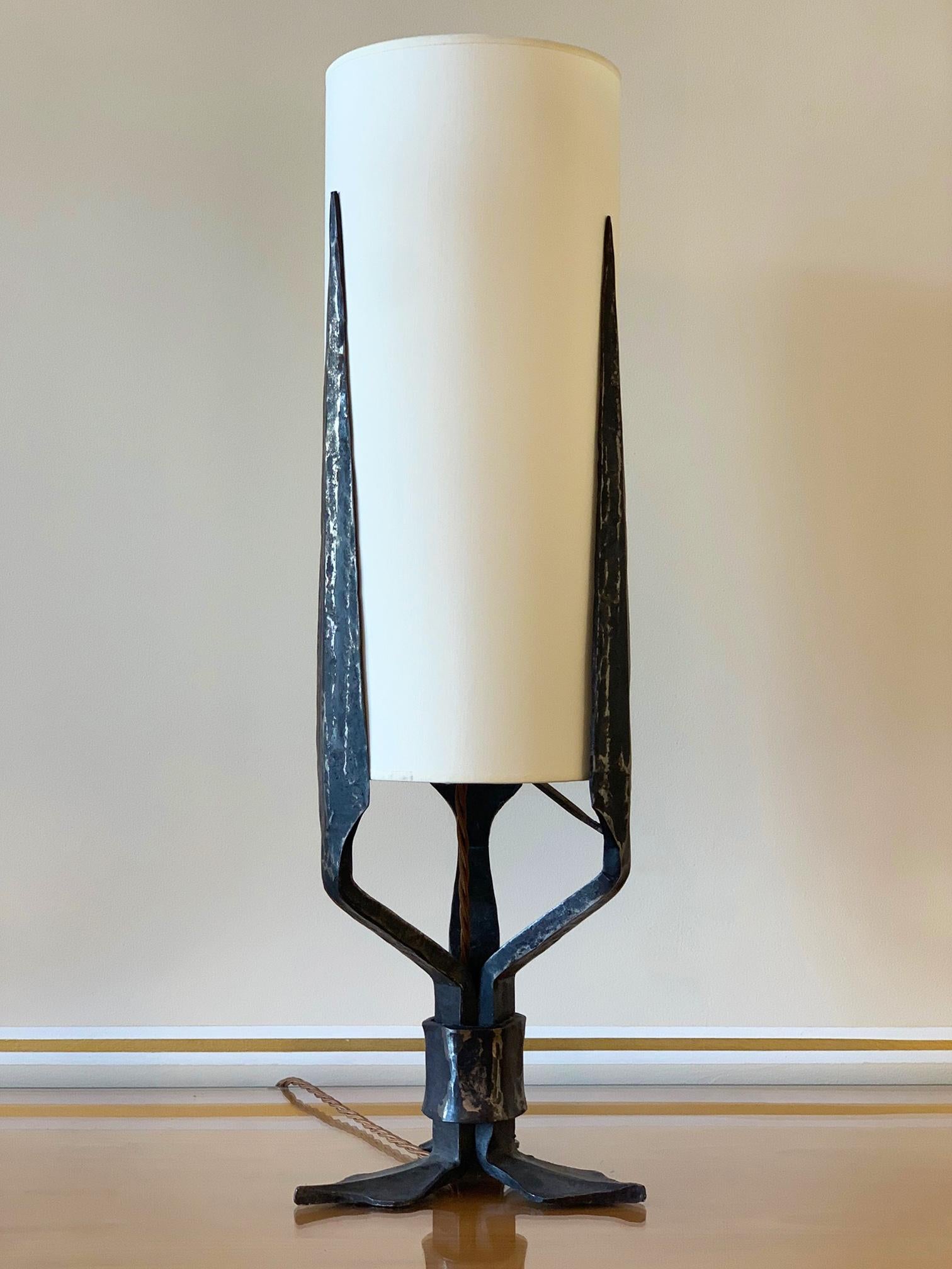 Art Deco Wrought Iron Table Lamp In Good Condition In London, GB
