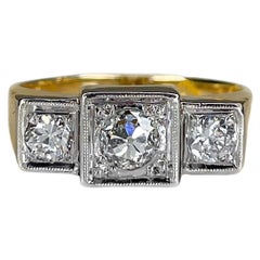 Art Deco Yellow 18k Gold Three Stone 0, 7ct Diamond Ring