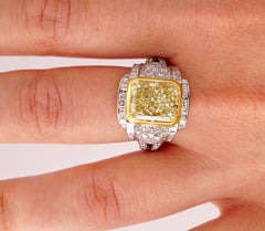 Platinum Art Deco Yellow 3.87 Ct Certified Yellow Radiant Diamond Cocktail Ring