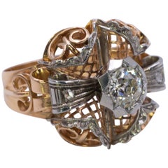 Antique Art Deco Yellow and White Gold and 1.09 Carat Diamond Ring, 1930s-1940s