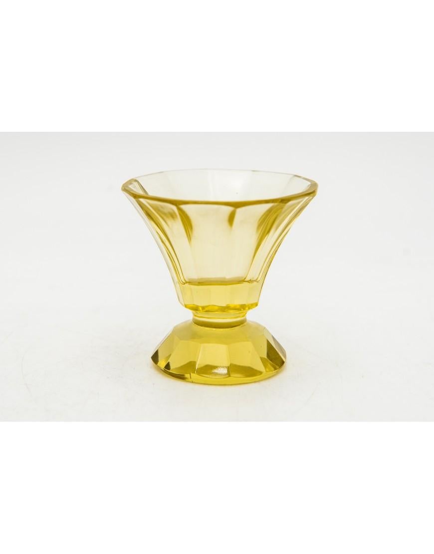 The elegant yellow crystal liqueur set comes from the Czech Republic from the 1930s.

The set is the quintessence of the Art Deco style.

Everything is in very good condition, with no visible damage.

carafe: height 23cm, width 17cm, depth