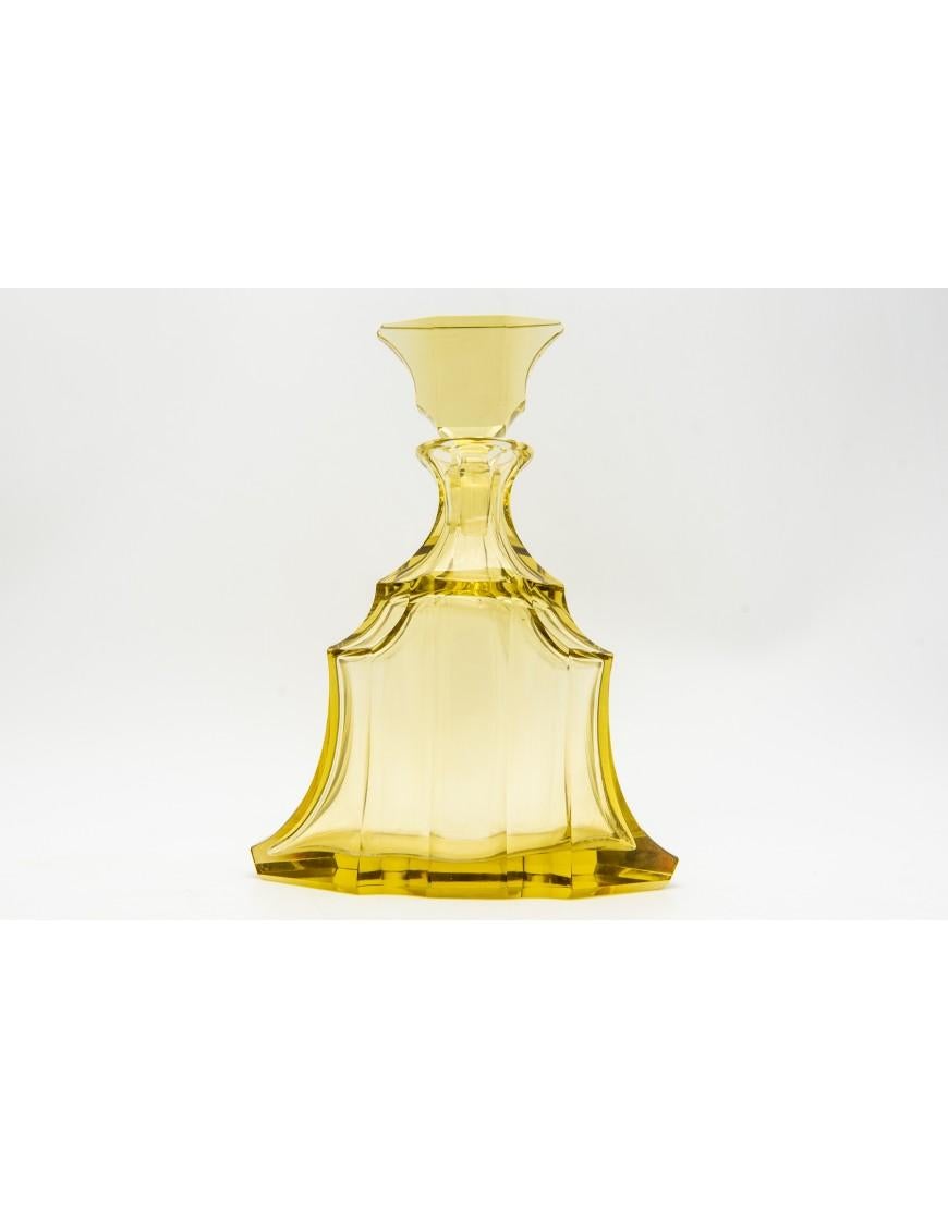 Art Deco yellow crystal decanter liqueur set, Czech Republic, 1930s. For Sale 3