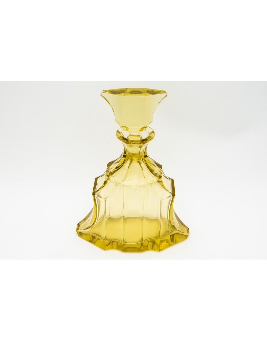 Art Deco yellow crystal decanter liqueur set, Czech Republic, 1930s. For Sale 4