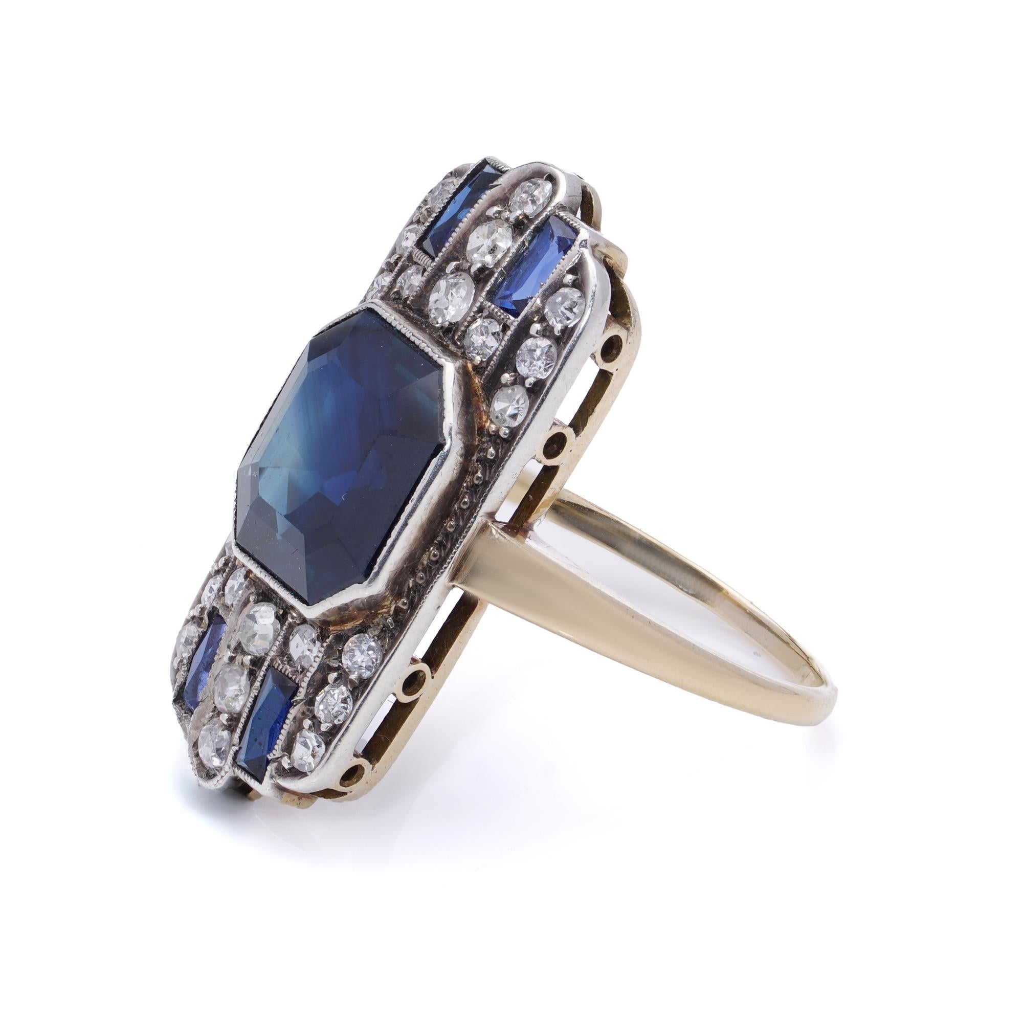 Art Deco yellow gold and silver sapphire diamond cluster plaque ring For Sale 1