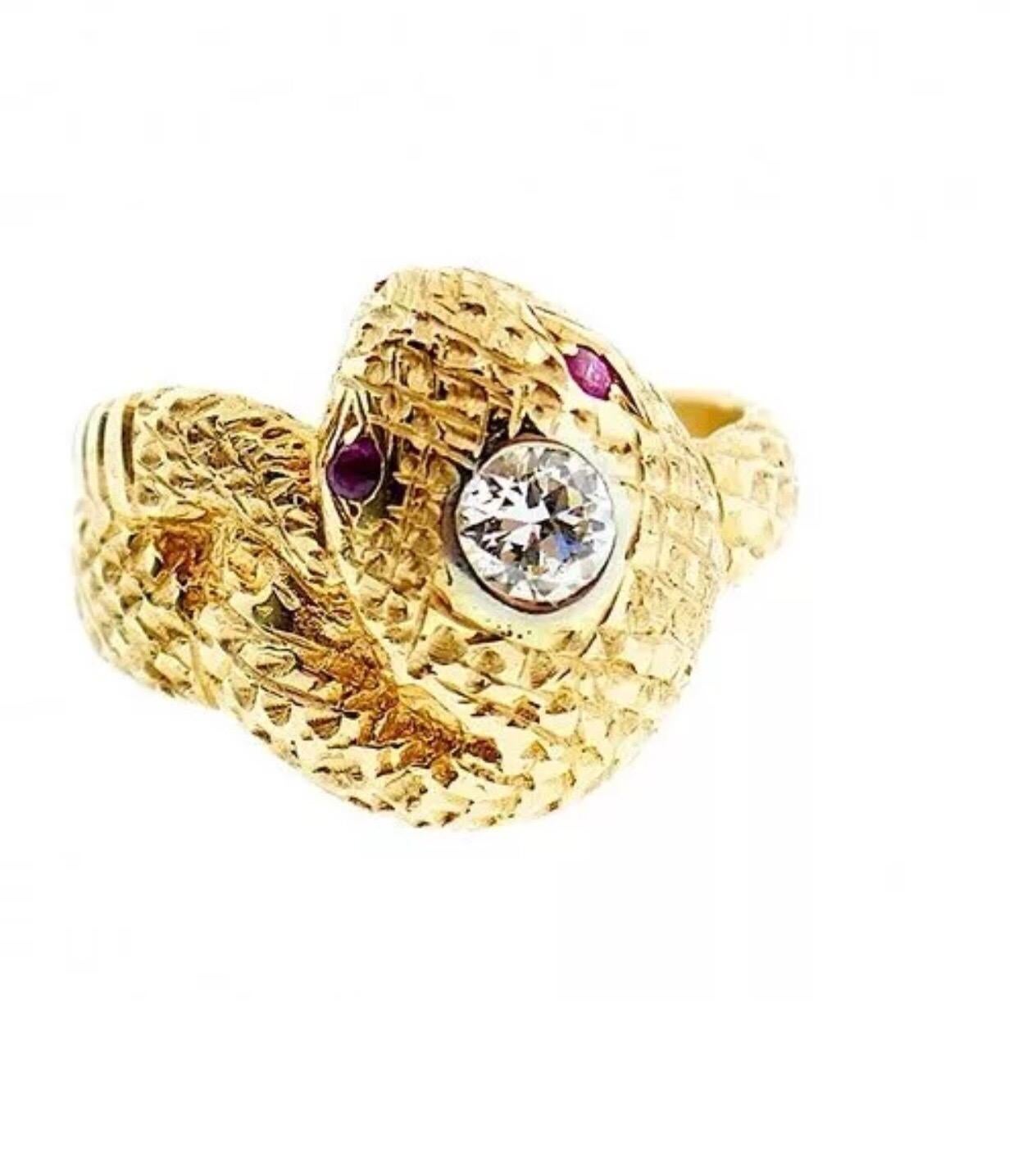 Art Deco Yellow Gold Diamond Snake Ring

This is a striking art deco 14 karat yellow gold snake ring featuring a .30 carat excellent quality diamond (j color / vvs2 clarity) and ruby eyes. 

Size: 10 U.S. (can be resized) 

Weight: 10.4 Grams