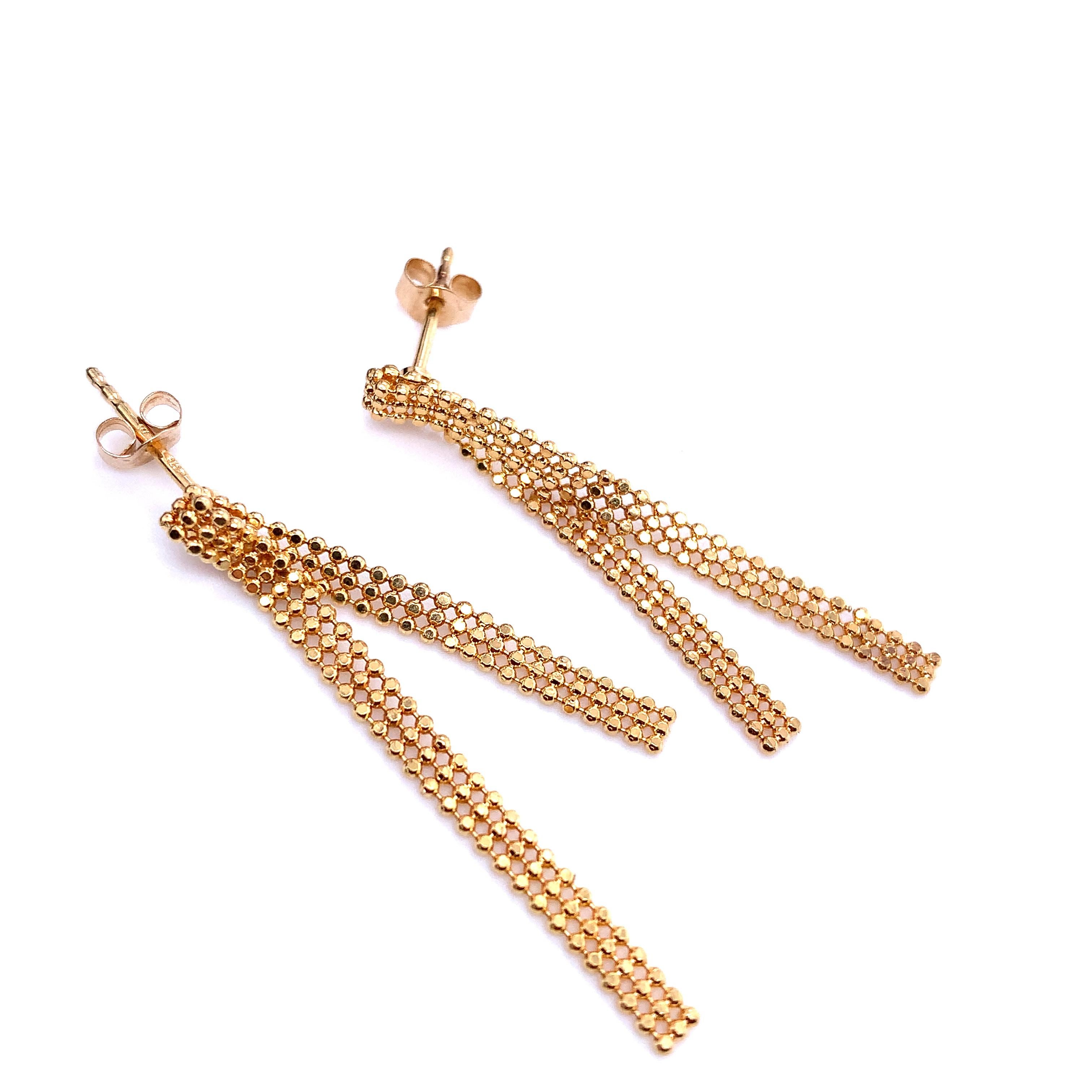 Art Deco Gelbgold schlichte Ohrringe mit Tropfen im Angebot 1