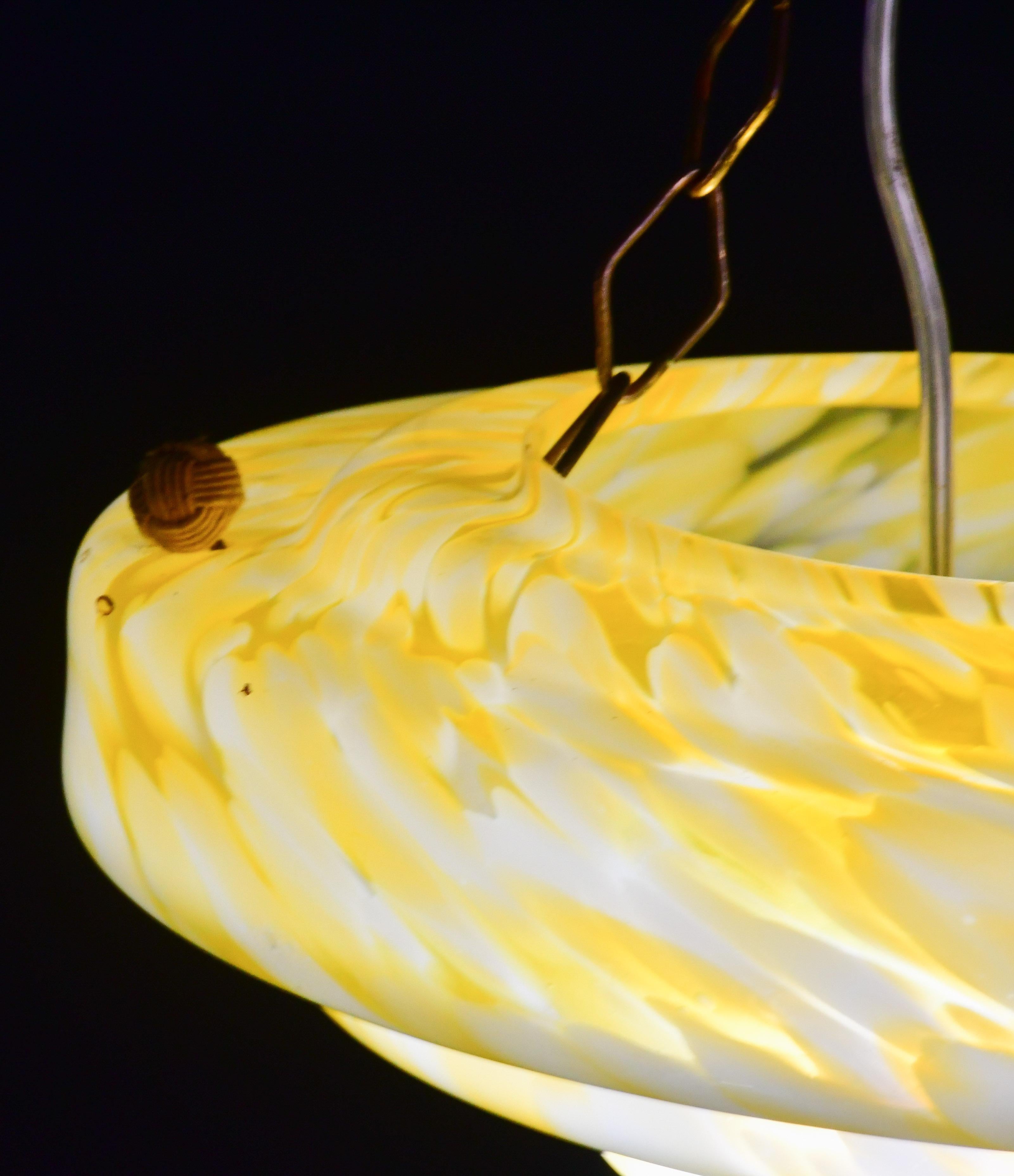 Pendentif Art déco en verre de Murano jaune, 1950 Bon état - En vente à Roma, IT