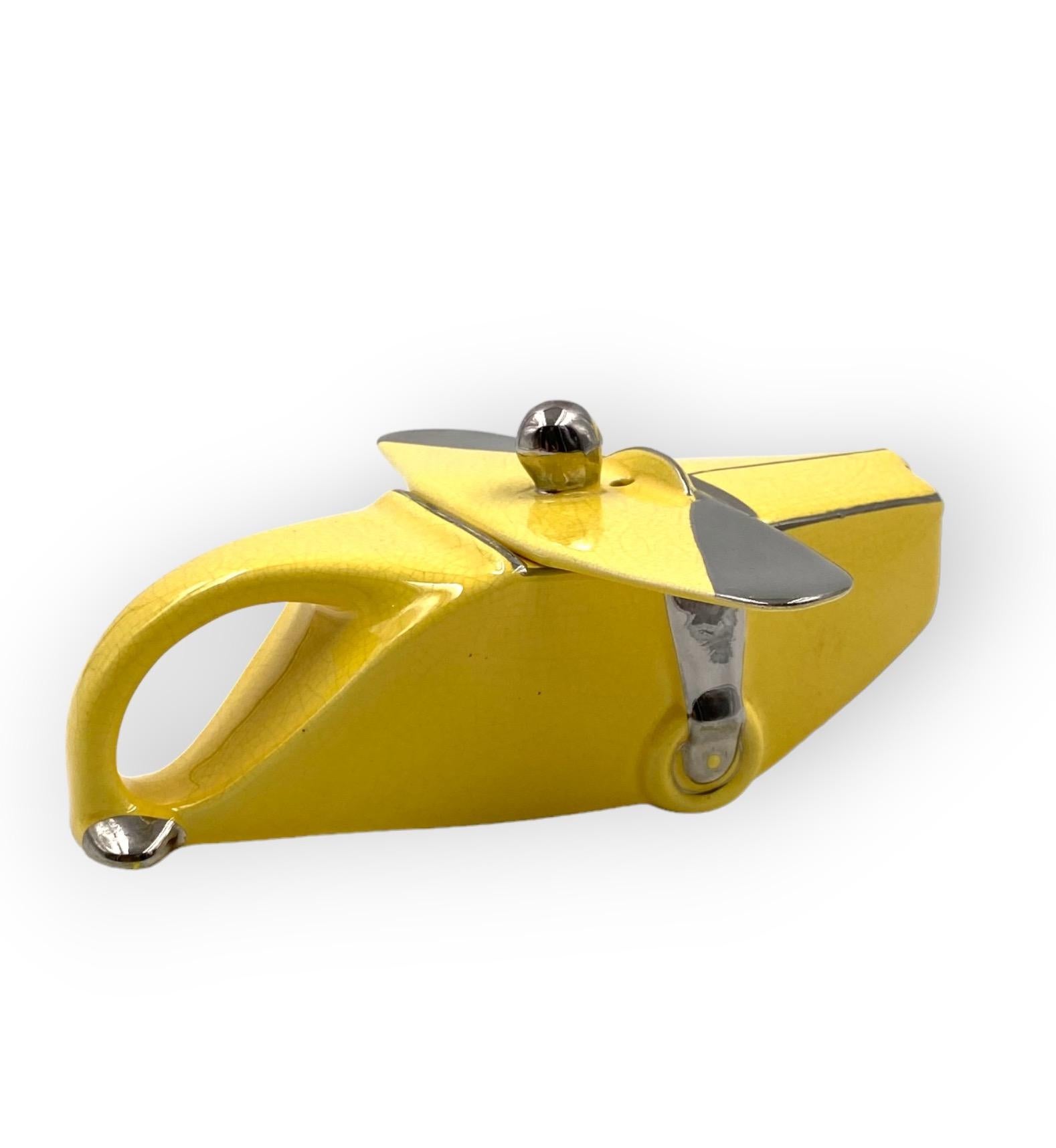 Art Deco yellow 'T-Plane' ceramic aeroplane teapot, Sadler, UK, 1930s 5