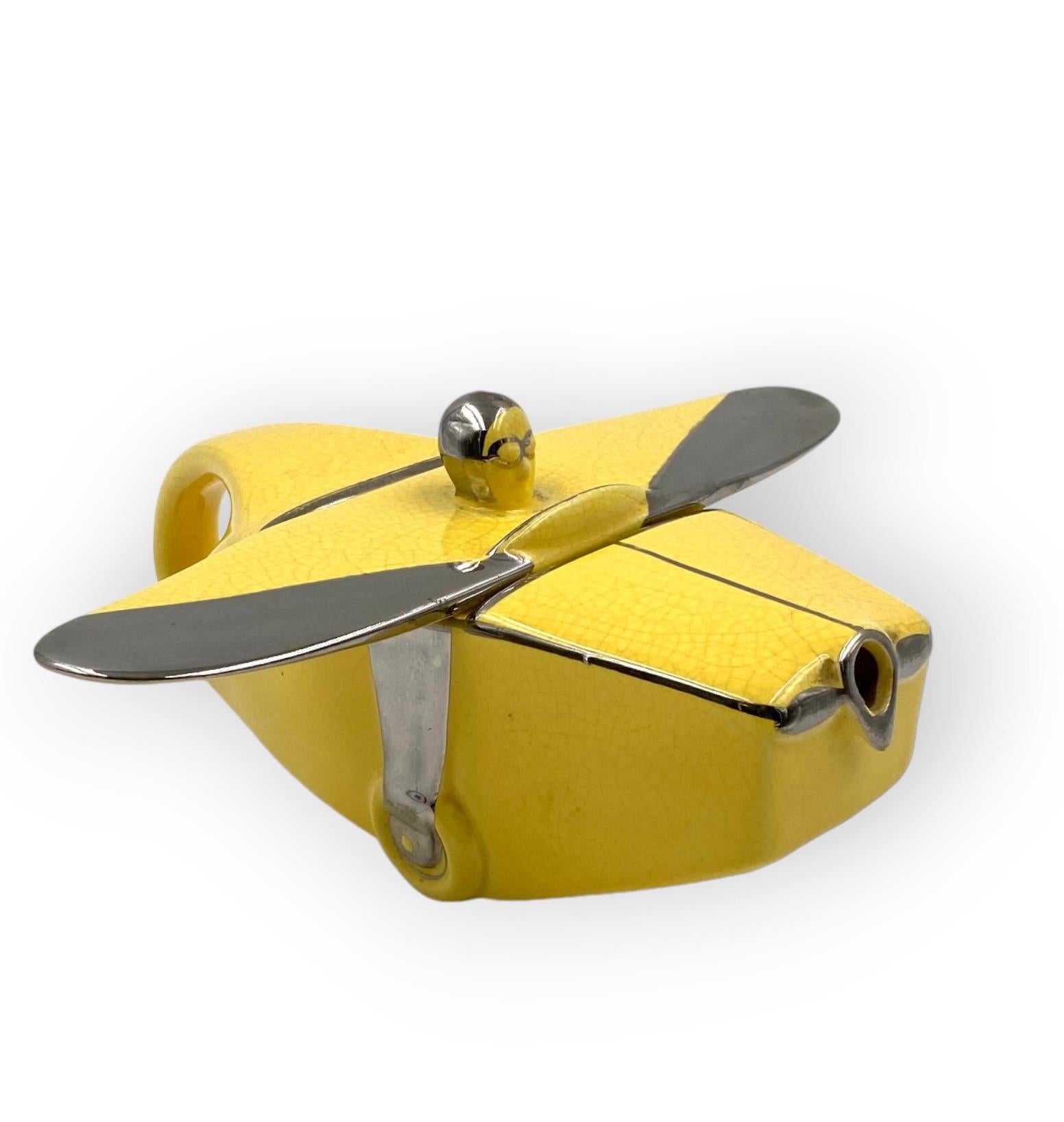 Art Deco yellow 'T-Plane' ceramic aeroplane teapot, Sadler, UK, 1930s 7