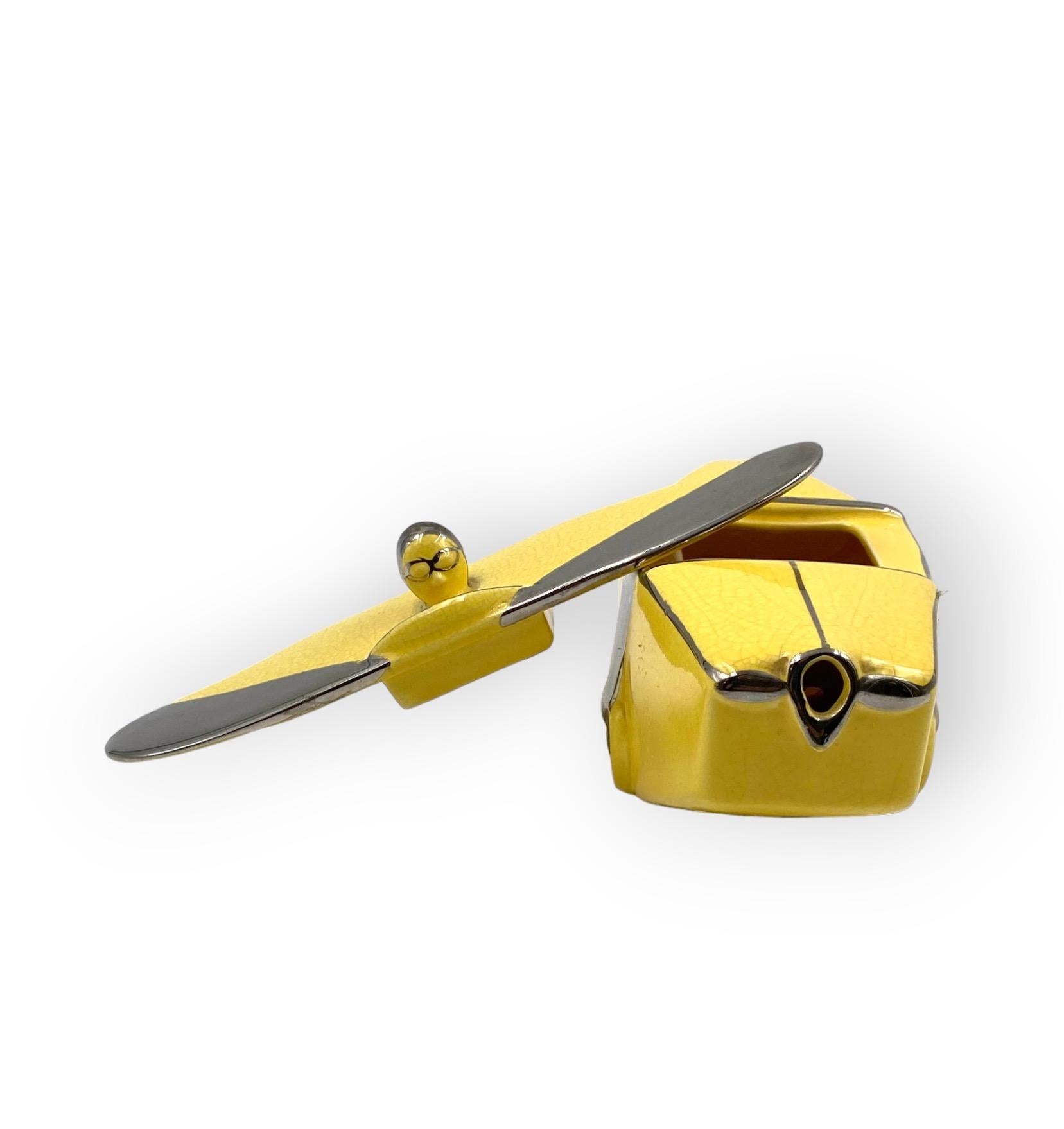 Art Deco yellow 'T-Plane' ceramic aeroplane teapot, Sadler, UK, 1930s 10