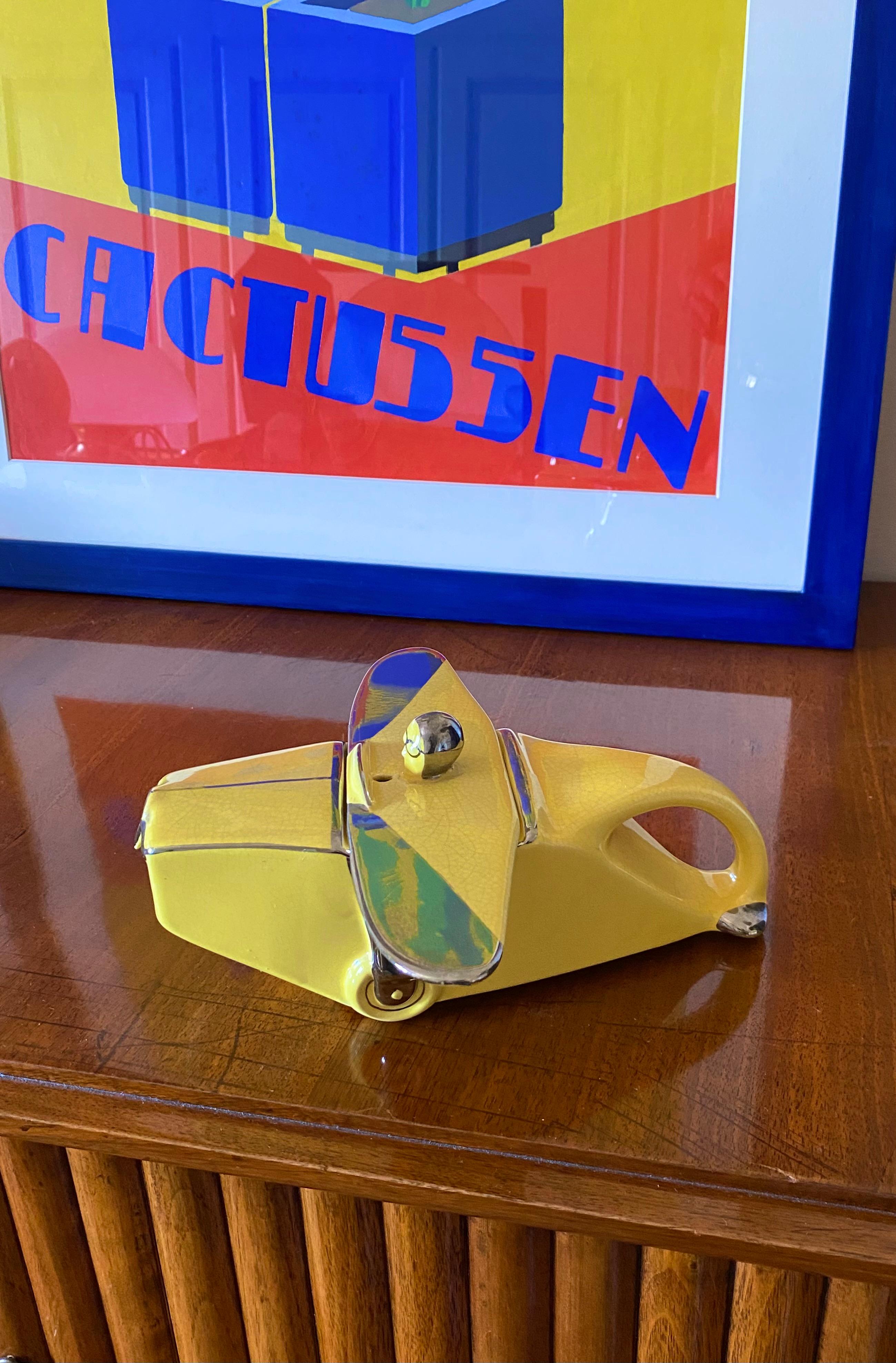 Ceramic Art Deco yellow 'T-Plane' ceramic aeroplane teapot, Sadler, UK, 1930s