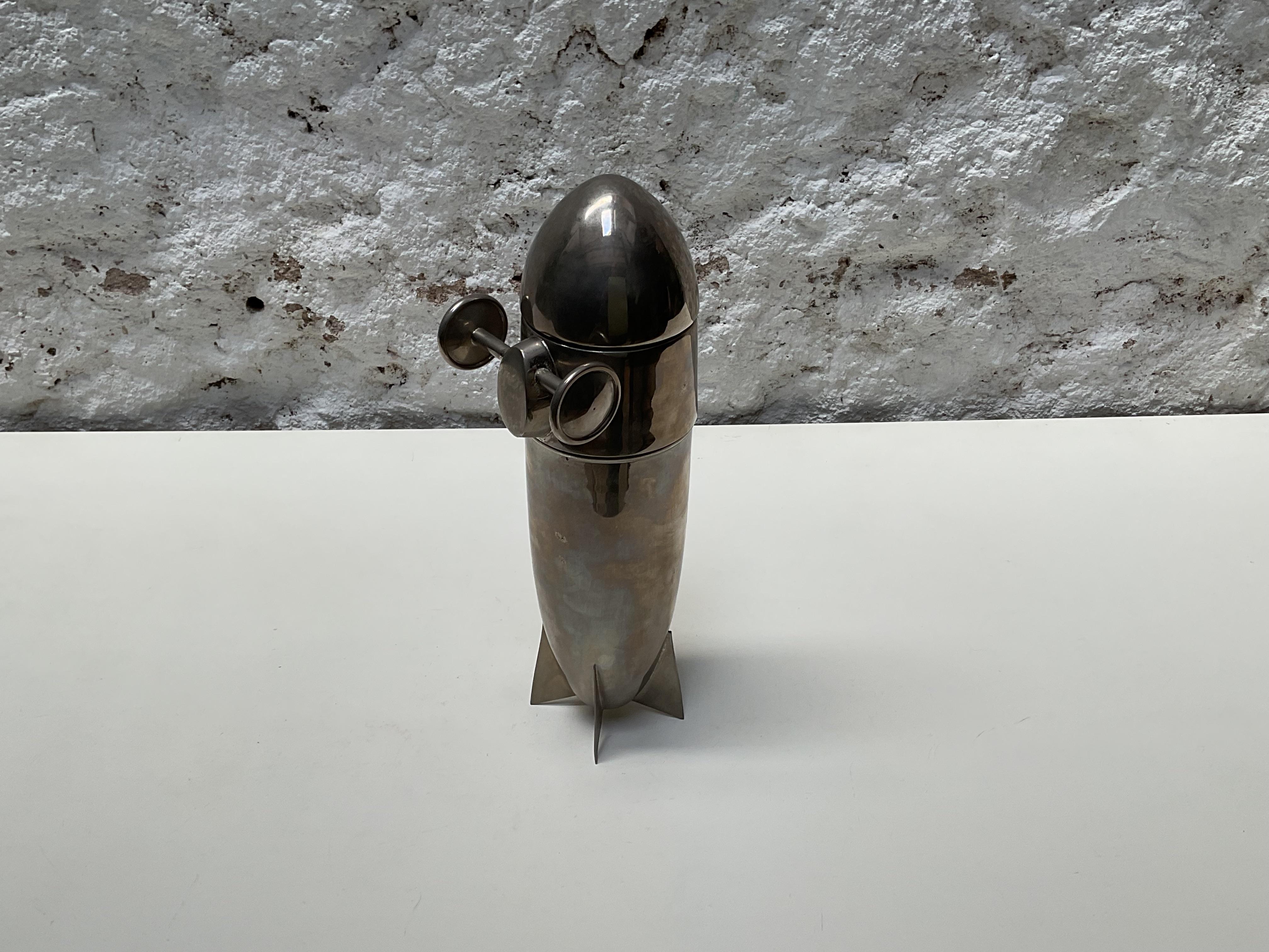 Art Deco Zeppelin Cocktail Shaker, verchromtes Metall, Mitteleuropa (Art déco) im Angebot