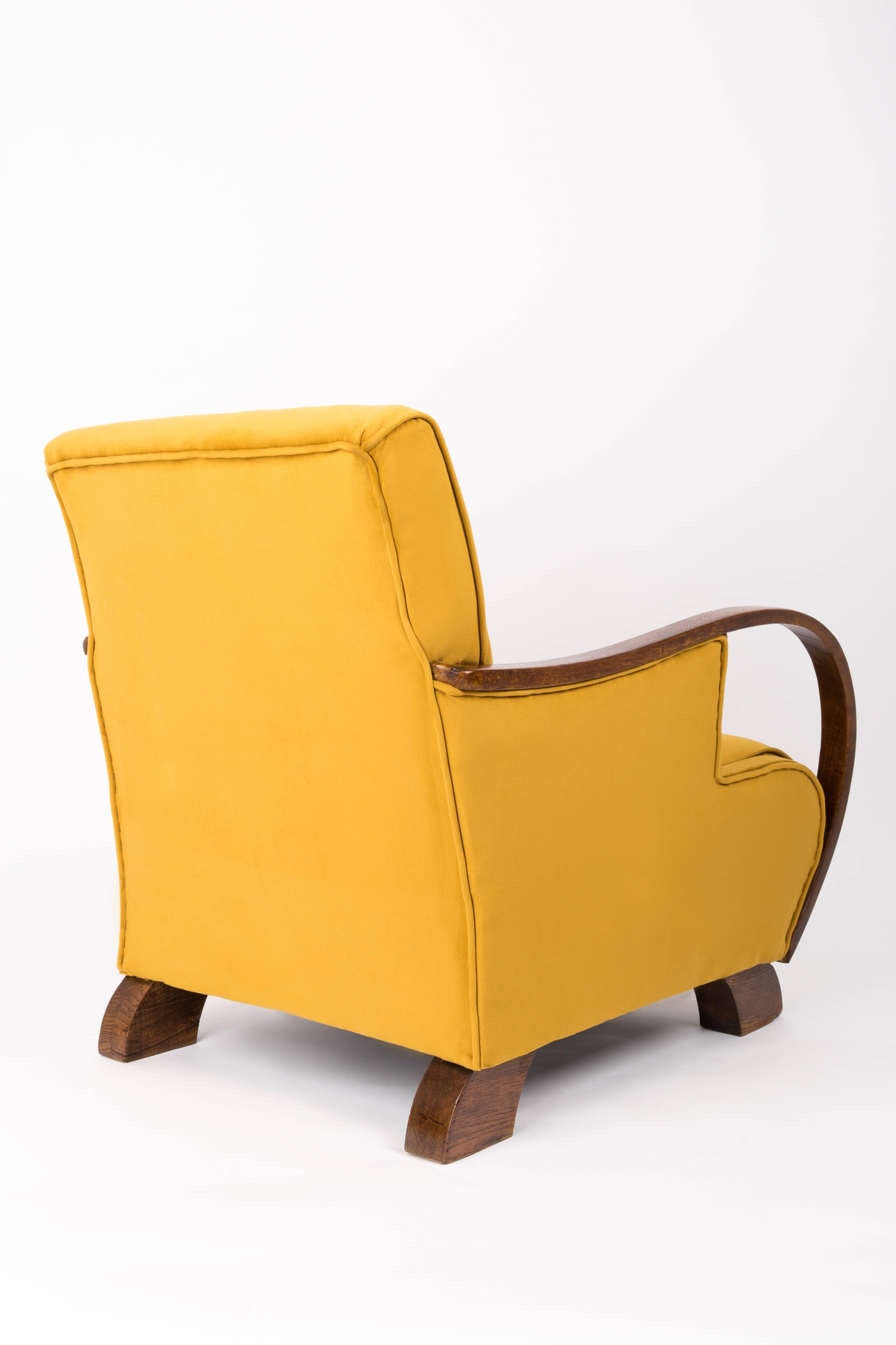 Gelber großer Vintage-Sessel im Art déco-Stil, 1920er Jahre im Angebot 2