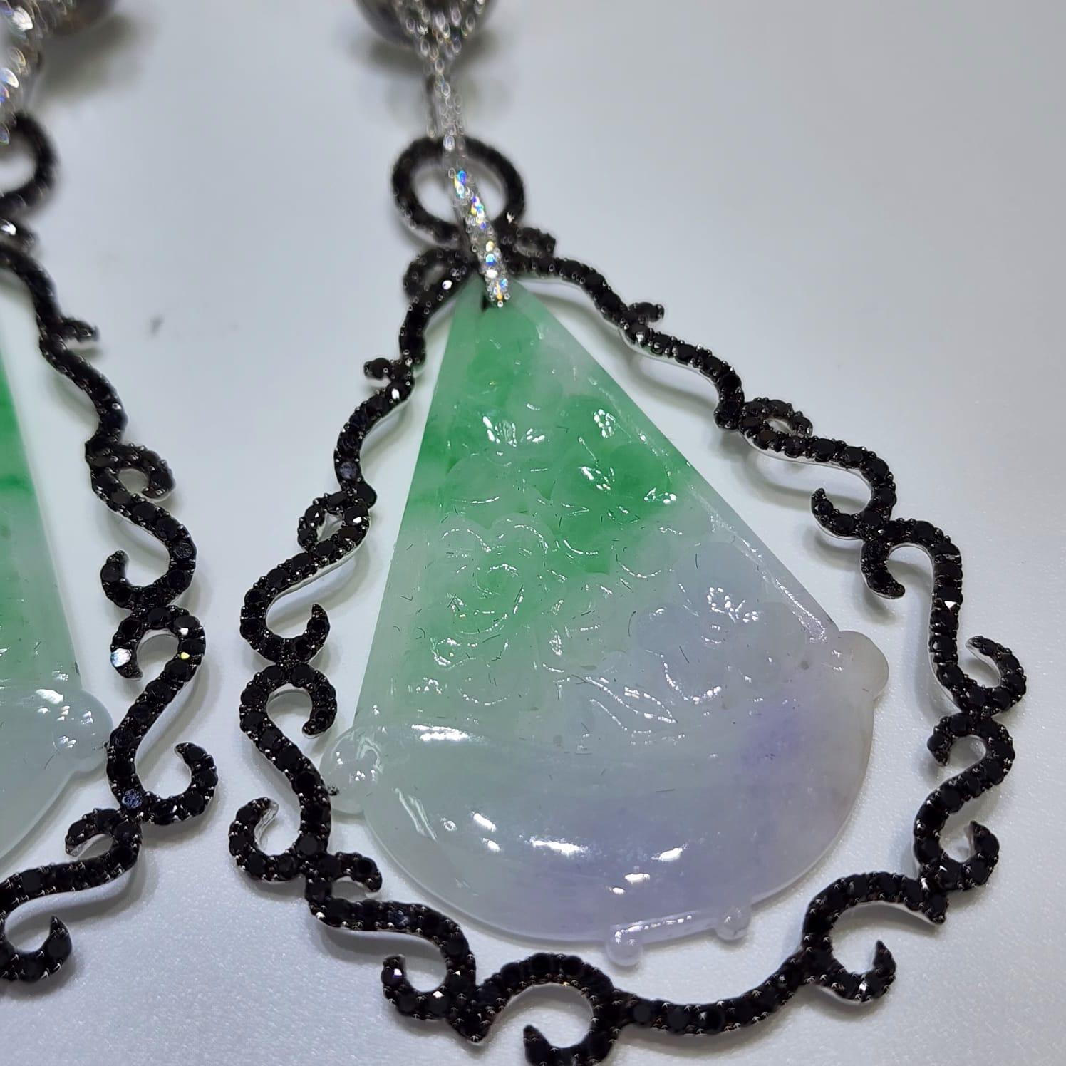 Boucles d'oreilles en goutte Art déco en or 18 carats avec diamants et jadéite de 63,70 carats en vente 3