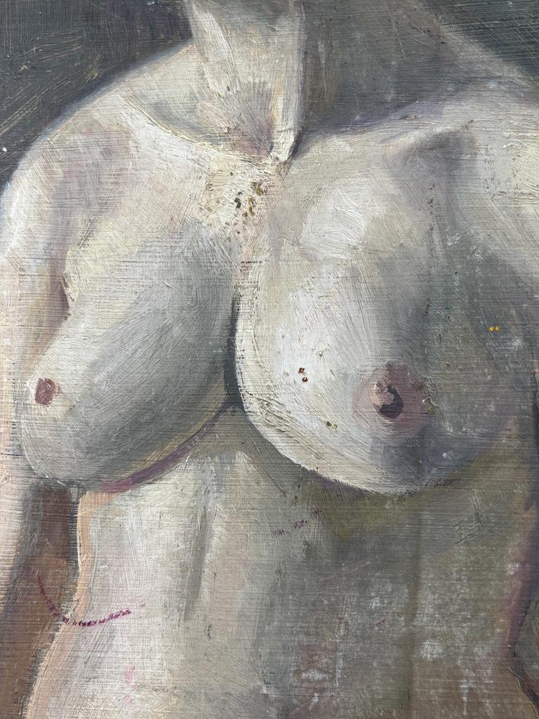 Kunst  Geoffrey Underwood - Stehender weiblicher Akt im Studio (um 1950) (20. Jahrhundert) im Angebot
