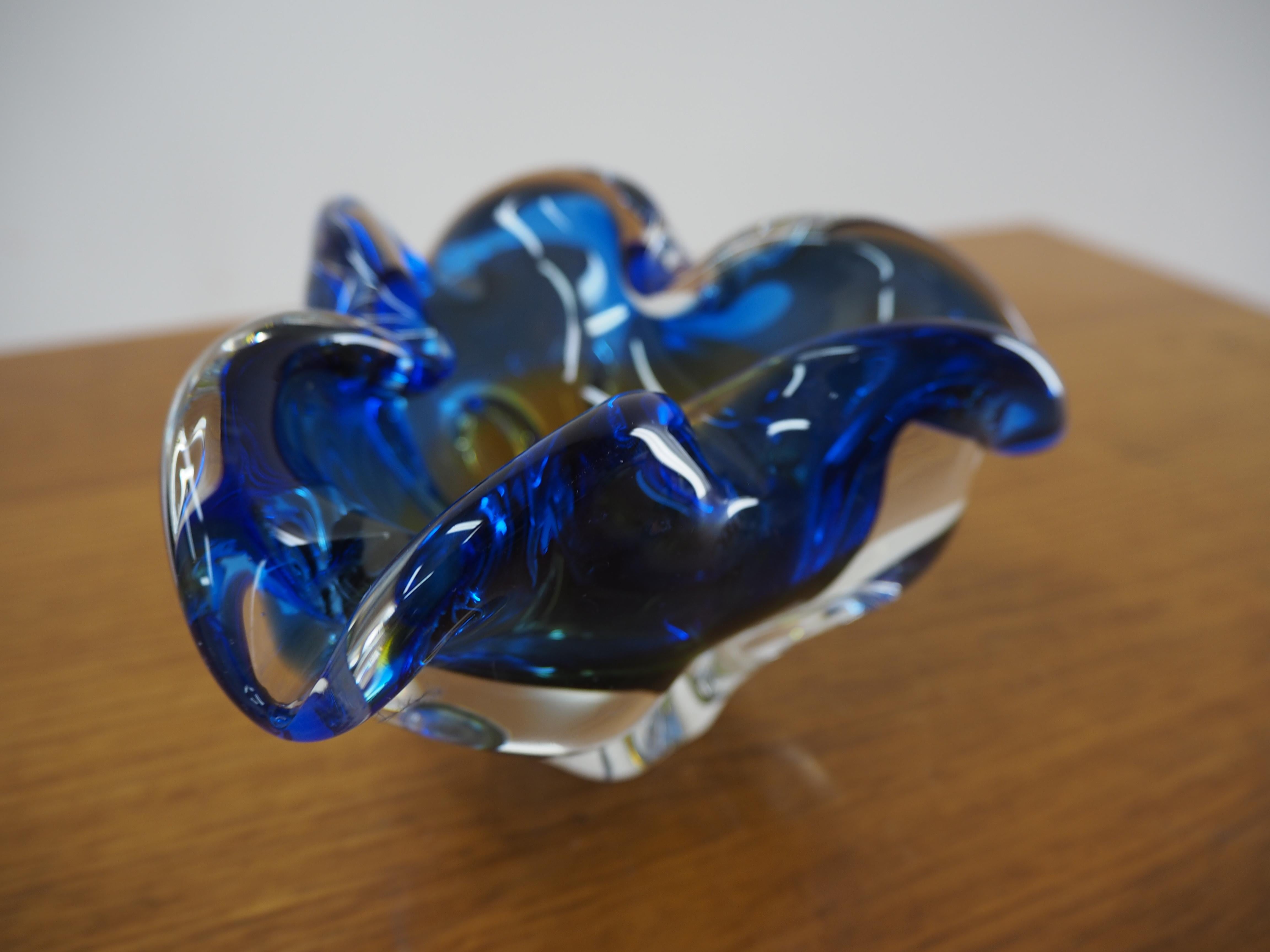 Art Glass Ashtray by Josef Hospodka for Chribska Glassworks, 1960s 4