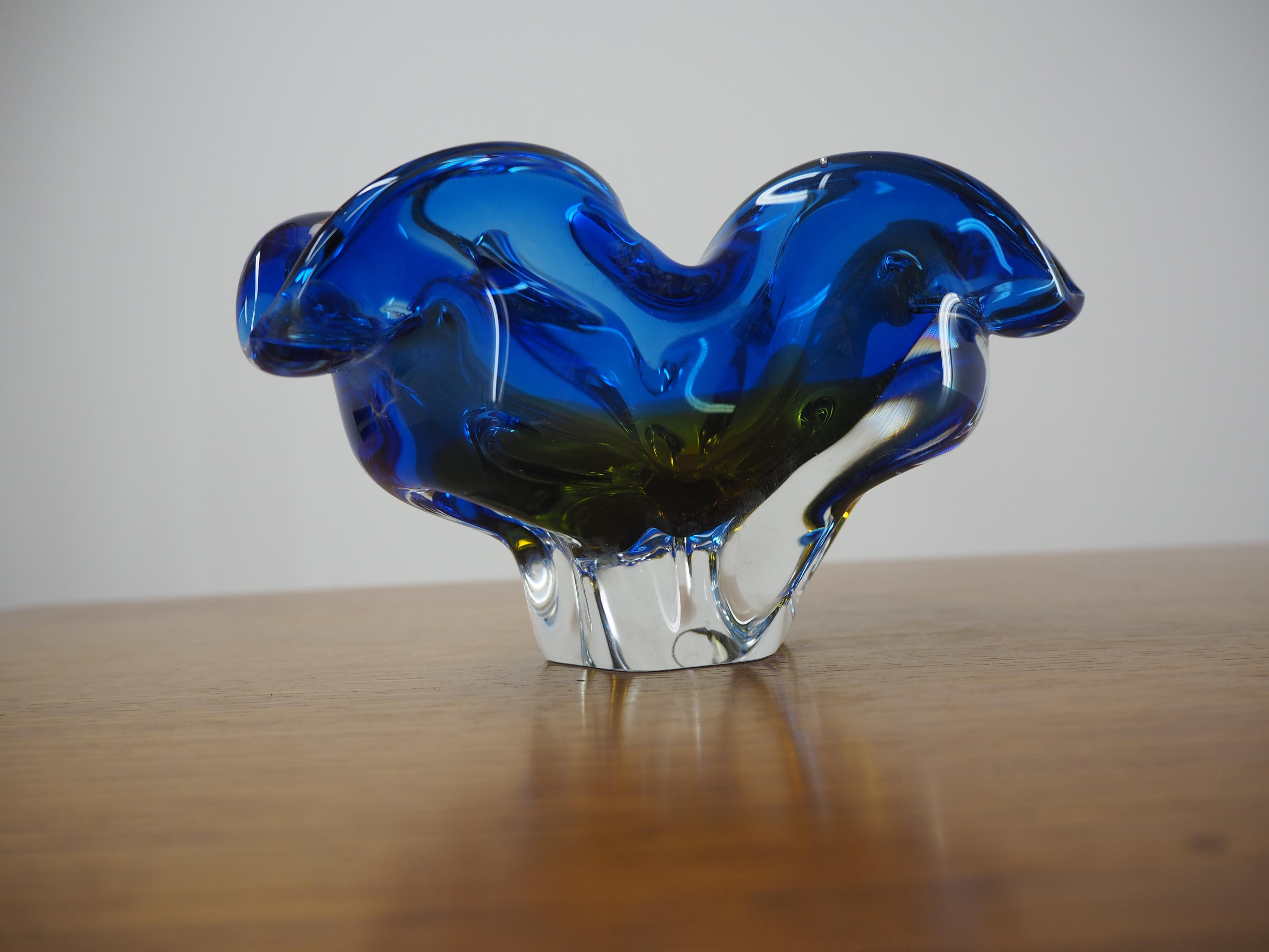 Art Glass Ashtray by Josef Hospodka for Chribska Glassworks, 1960s 1