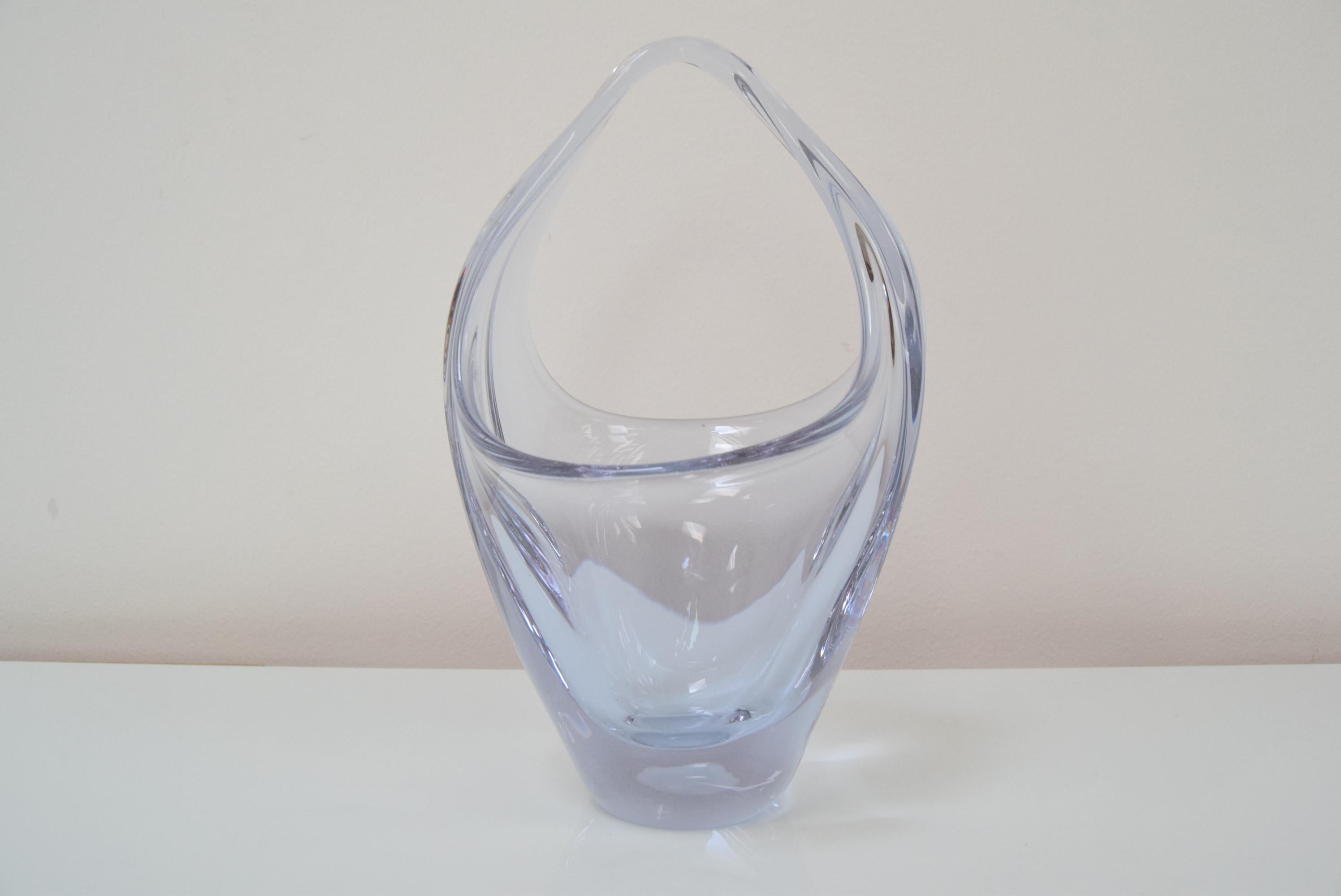 Mid-Century Modern Art Glass Basket by Josef Hospodka for Chribska Glassworks, 1960's For Sale