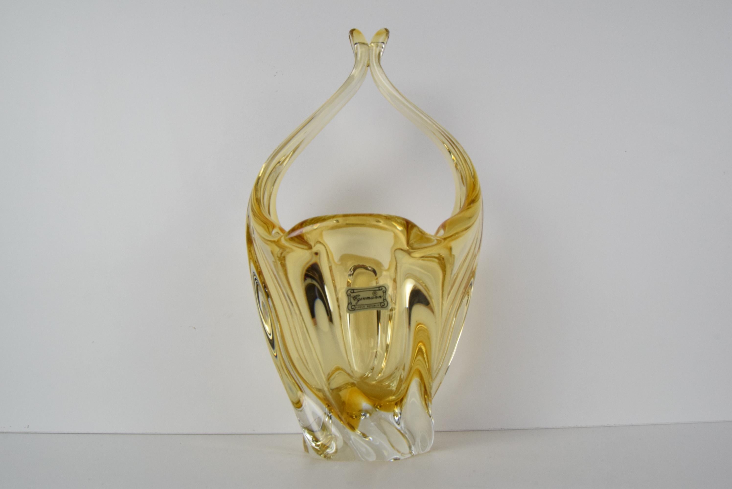 Mid-Century Modern Art Glass Basket/ Egermann, Glaswork Novy Bor, Czechoslovakia, circa 1980's.  For Sale