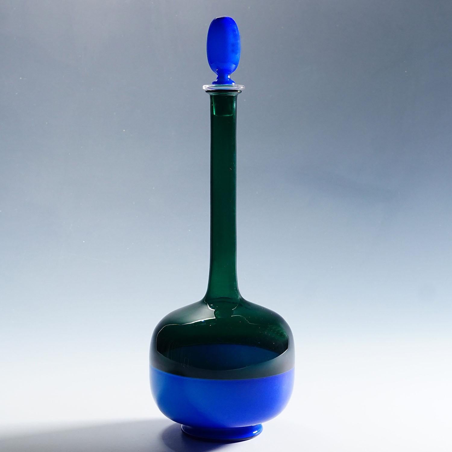 Mid-Century Modern Art Glass Bottle Morandiana by Gio Ponti for Venini Murano For Sale