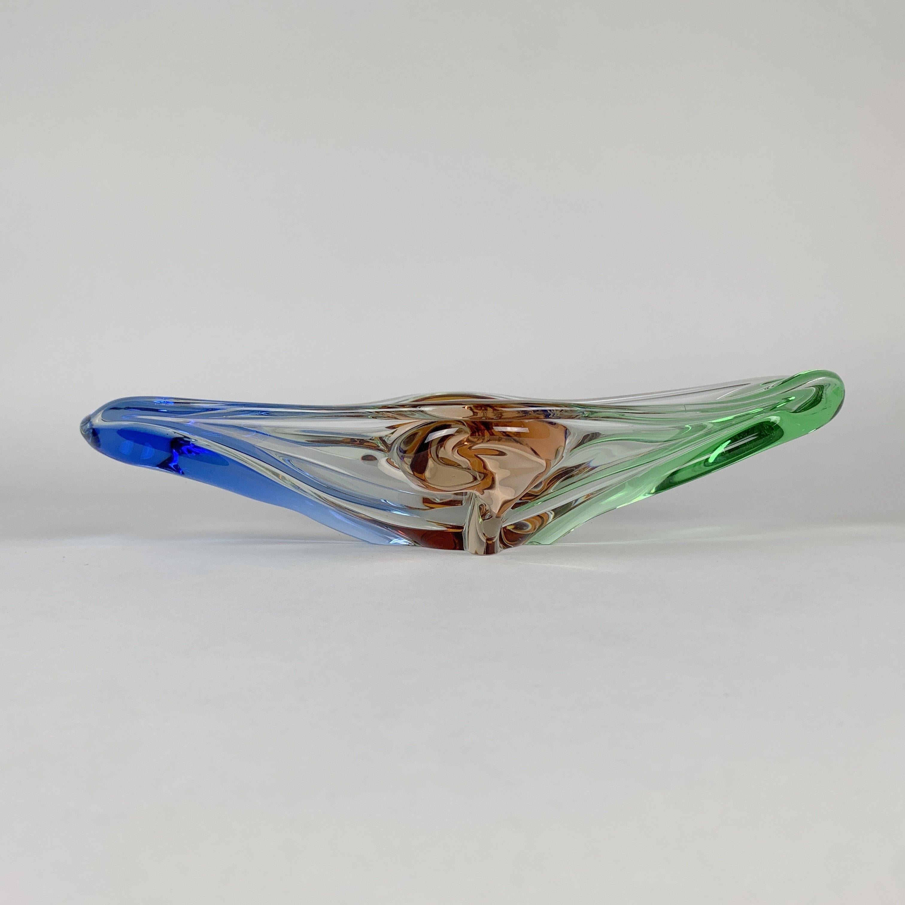 Schale aus Kunstglas von F. Zemek für Mstisov Glassworks, Rhapsody Collection, 1950er Jahre (Moderne der Mitte des Jahrhunderts) im Angebot