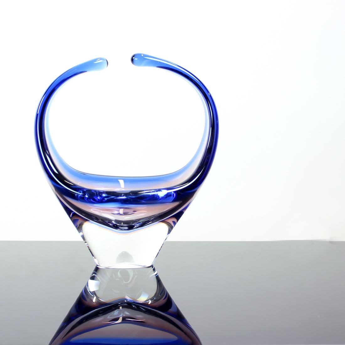 Mid-Century Modern Art Glass Bowl by Frantisek Zemek for Sklarna Mstisov, 1960s For Sale