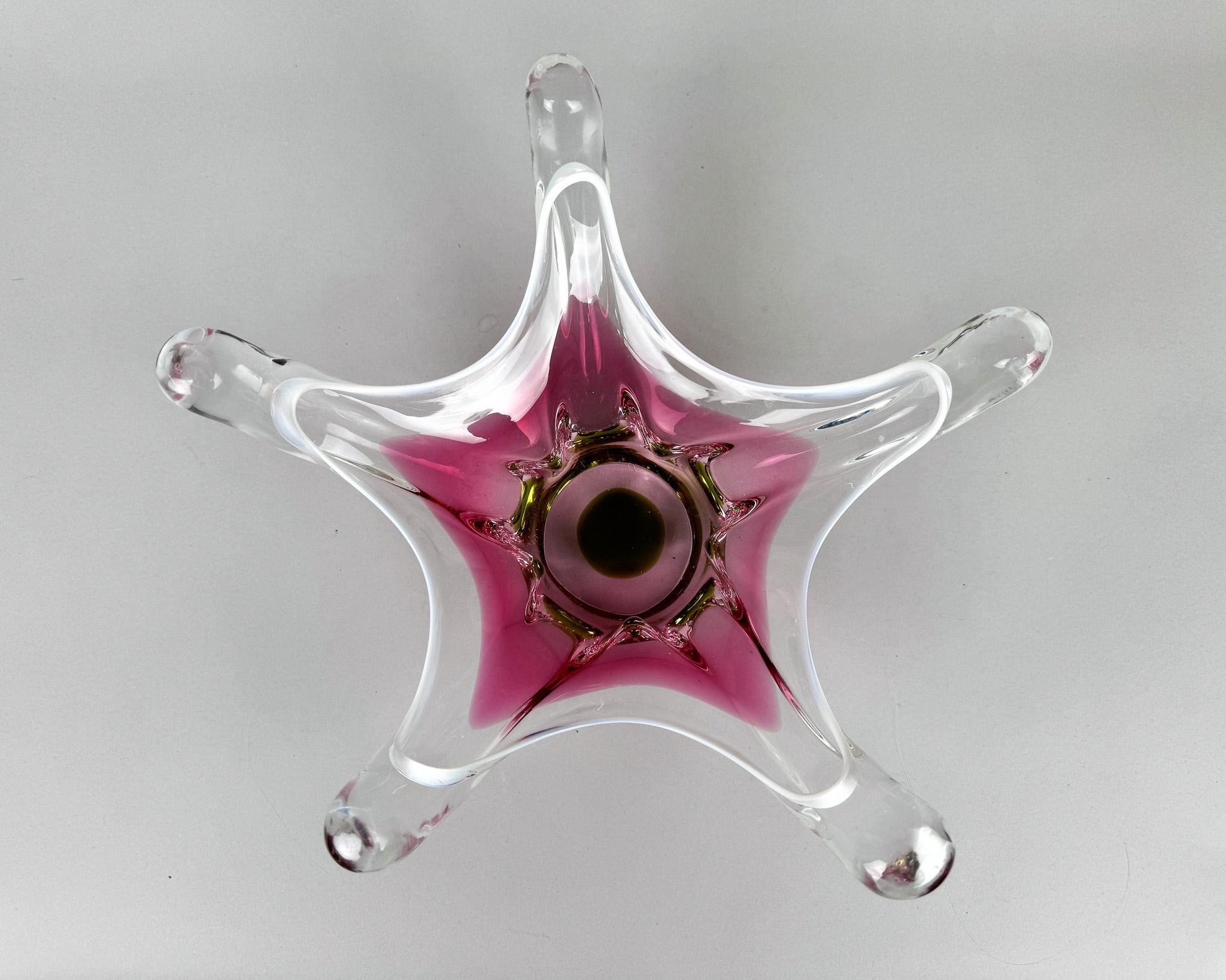 Mid-Century Modern Bol en verre d'art de Josef Hospodka pour Chribska Glassworks, années 1960 en vente