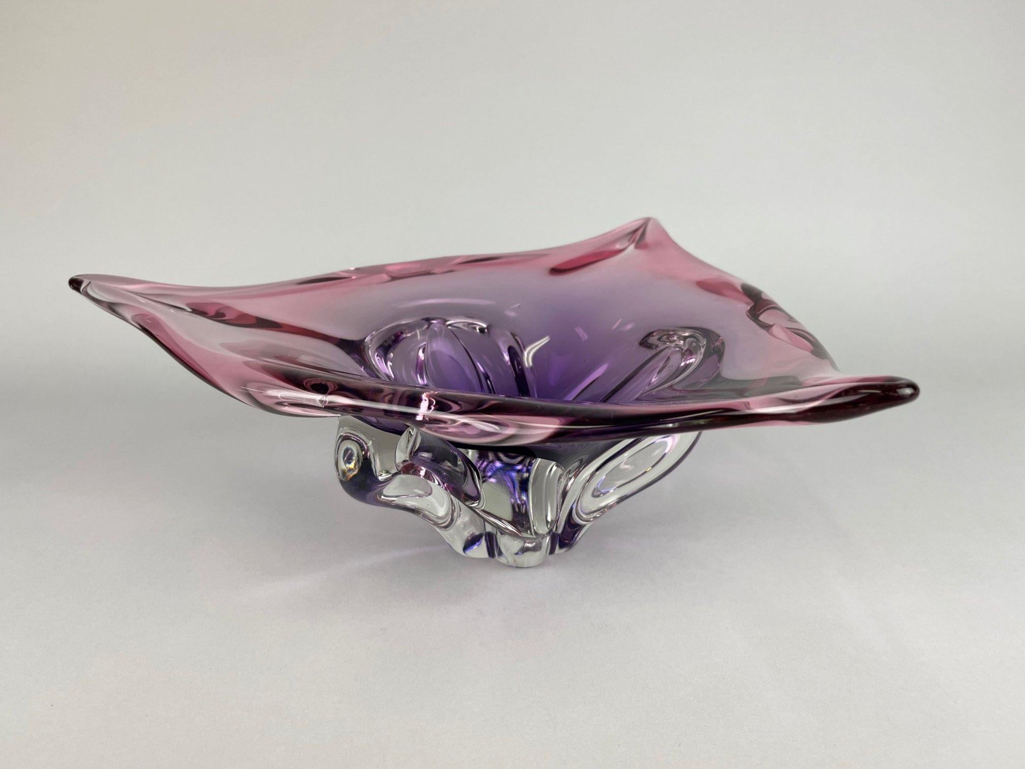 Art Glass Bowl by Josef Hospodka for Chribska Glassworks, 1960's For ...
