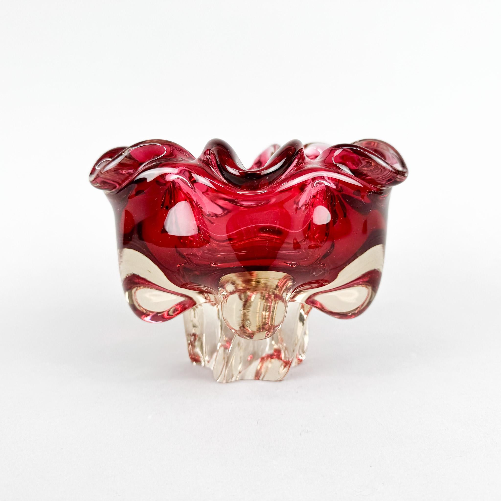 Ciotola in vetro artistico di Josef Hospodka per Chribska Glassworks, anni '60 in vendita 2