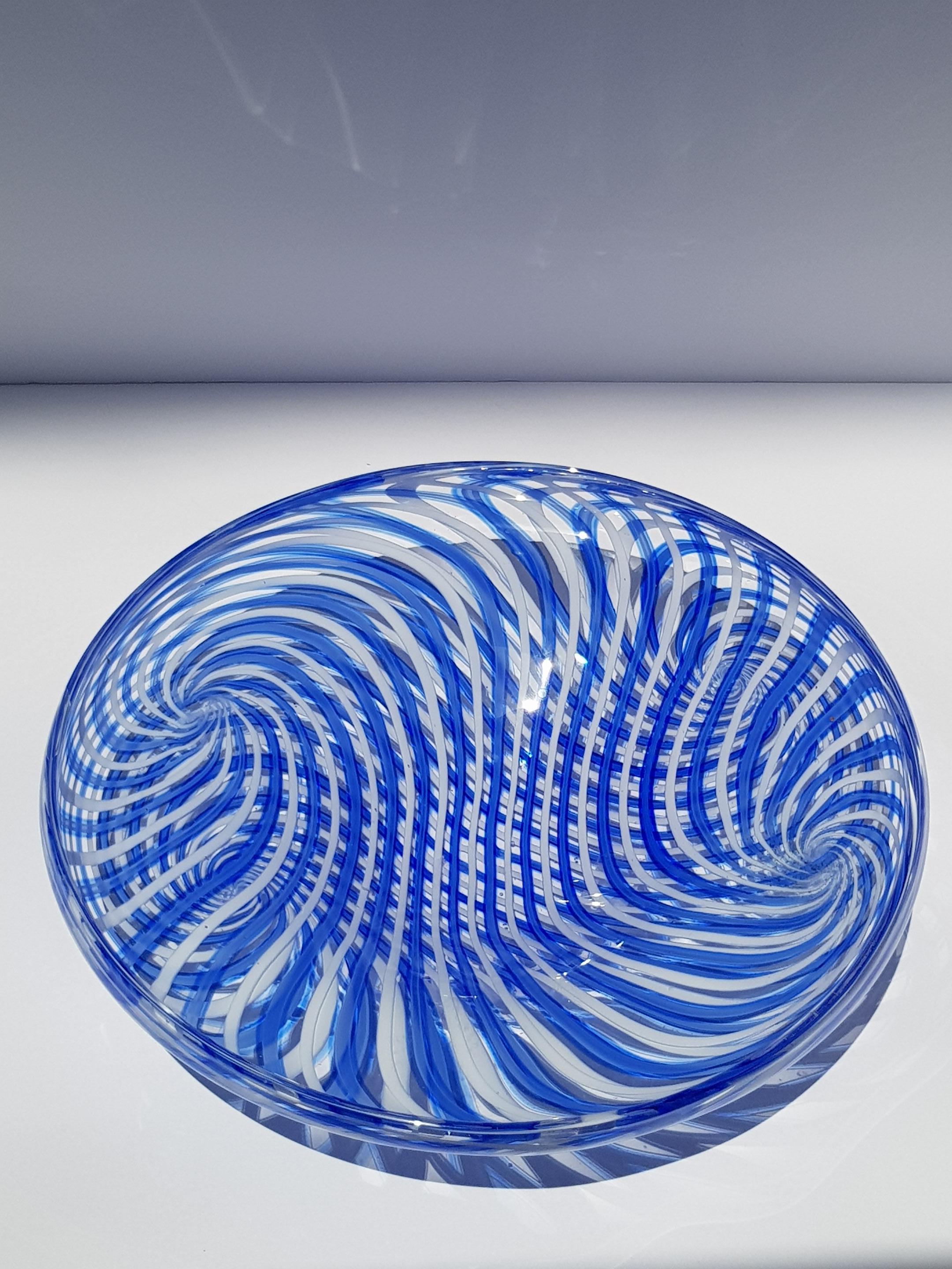Art Glass Bowl Centerpiece Dish Vessel Reticello Ribbon Lace Psychedelic Modern For Sale 4