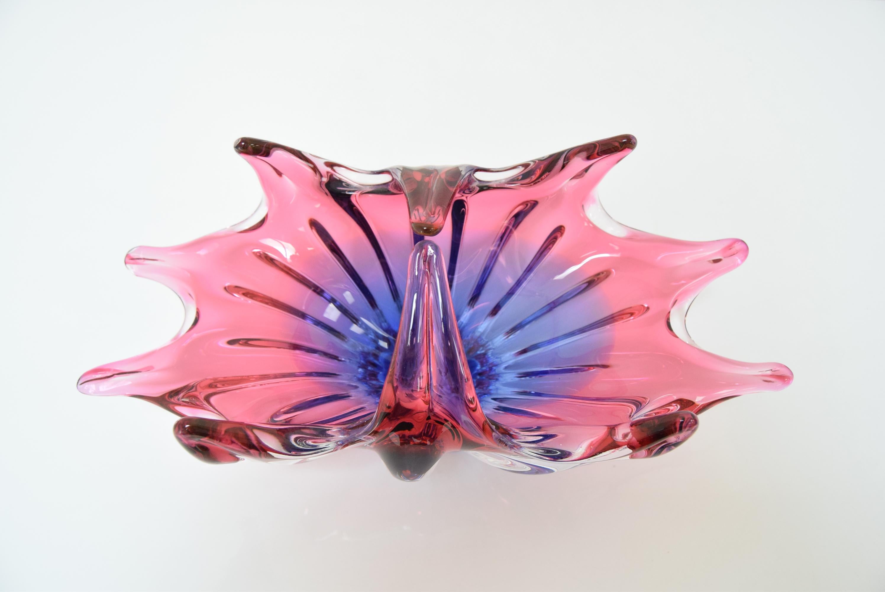 Art Glass Bowl Designed by Josef Hospodka for Chribska, 1960's For Sale 2