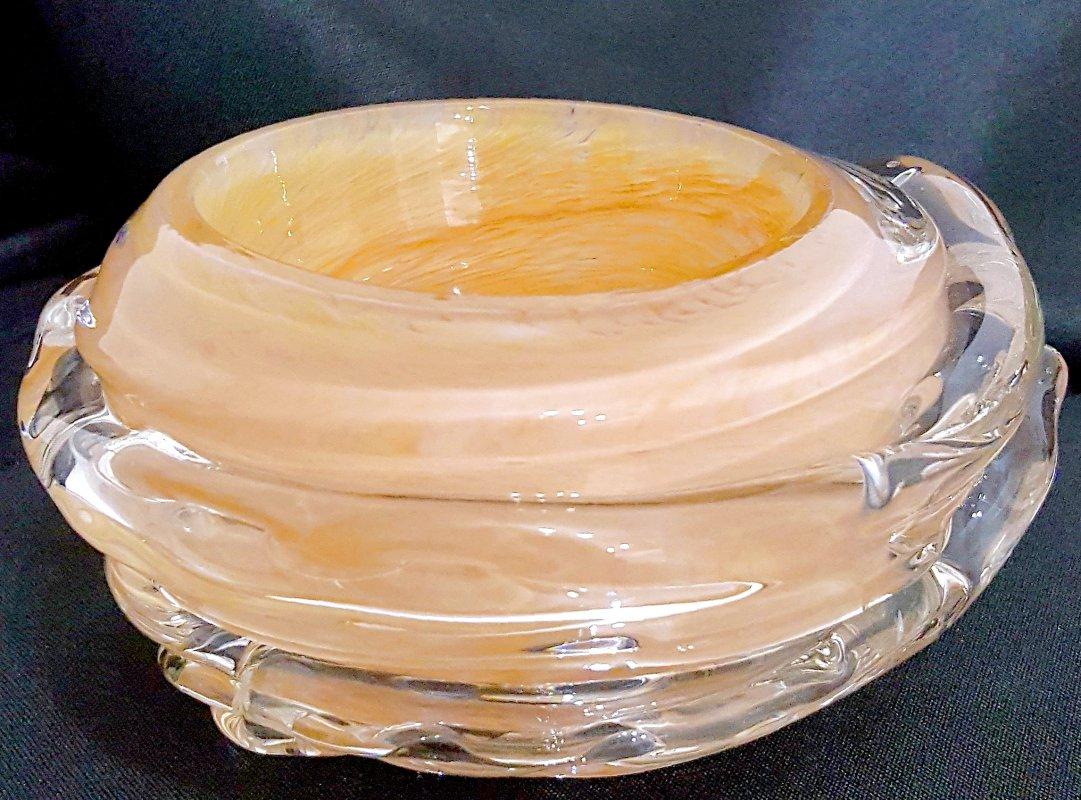 FINAL REDUCTION Art Glass Bowl, Peach Shades, Signed or Initialed on Bottom
UPDATE: Due to agreement with 1stDibs, we'll be staying through the end of the year.
Very good vintage condition. The signature or initials on the bottom are very, very hard