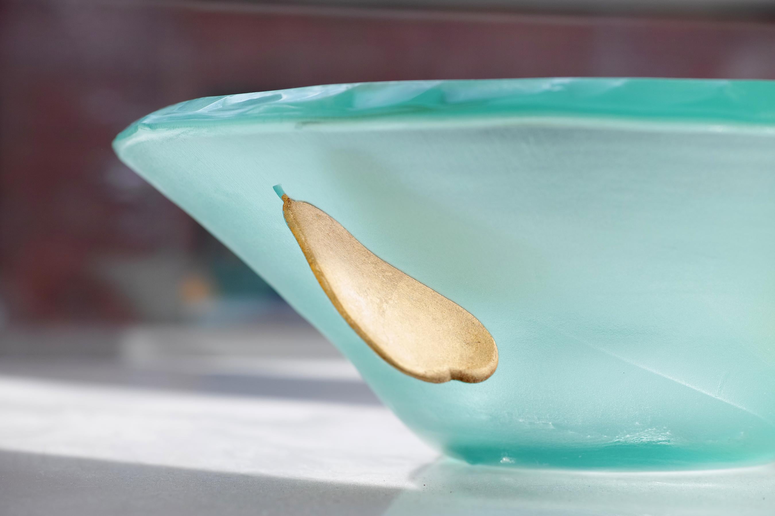Cuenco centro de mesa de vidrio artístico de Jeffrey Andrews para Felt Glass en Bueno estado para la venta en Brooklyn, NY