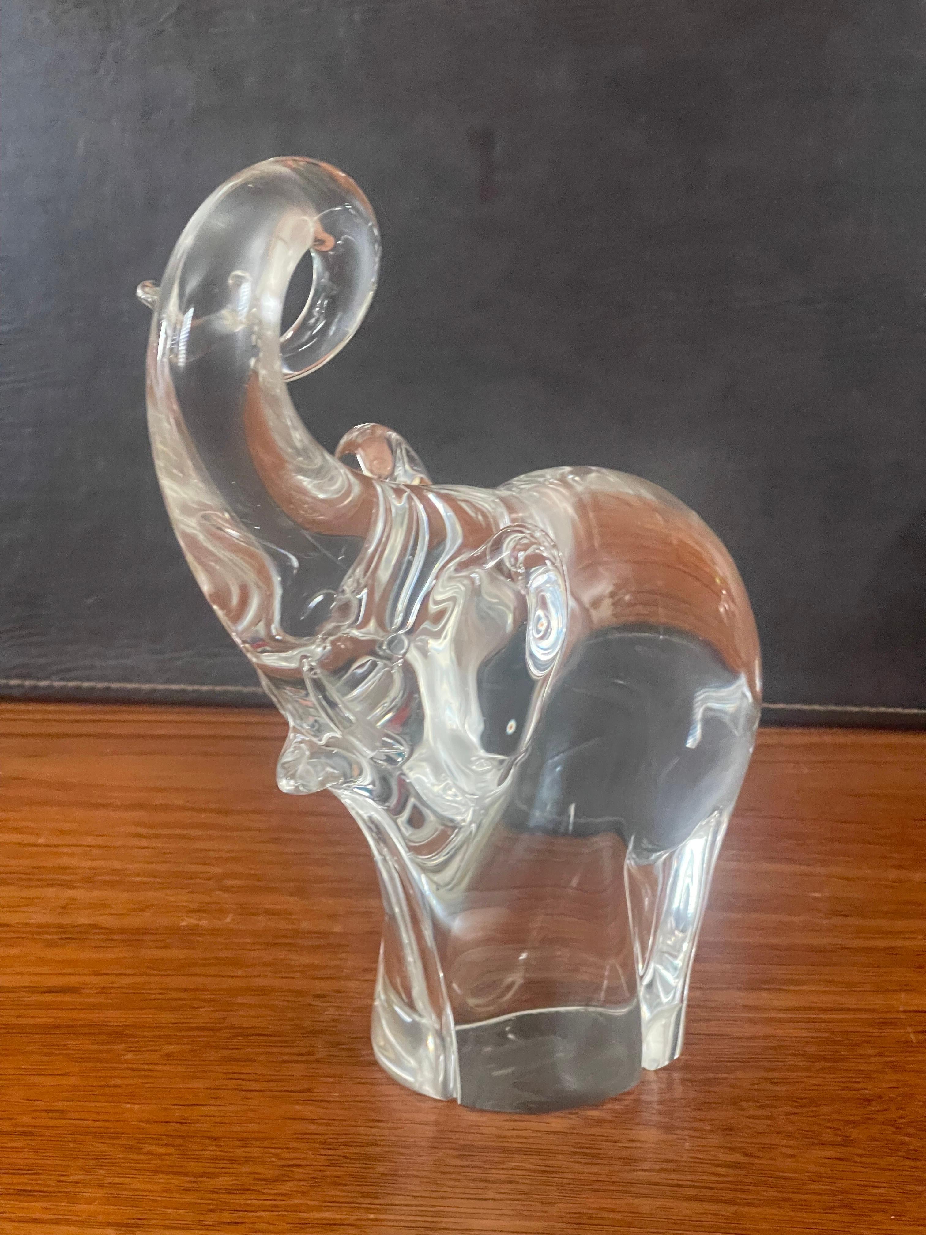 Mid-Century Modern Sculpture d'éléphant en verre d'art par Oggetti pour Murano Glass en vente