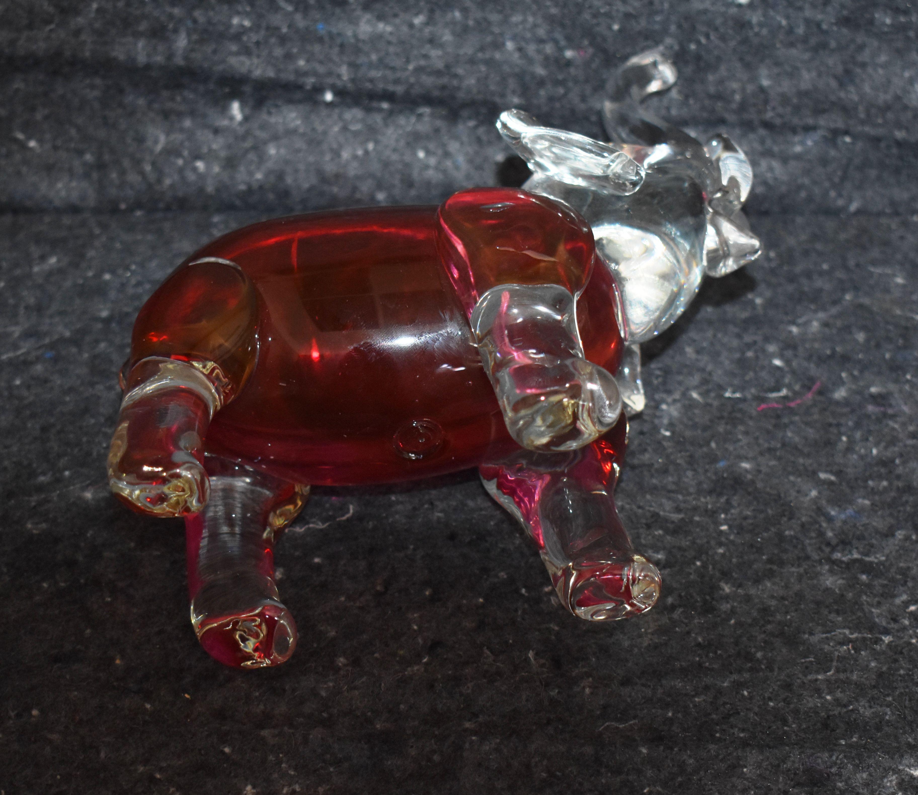 American Art Glass Elephant Sculpture For Sale
