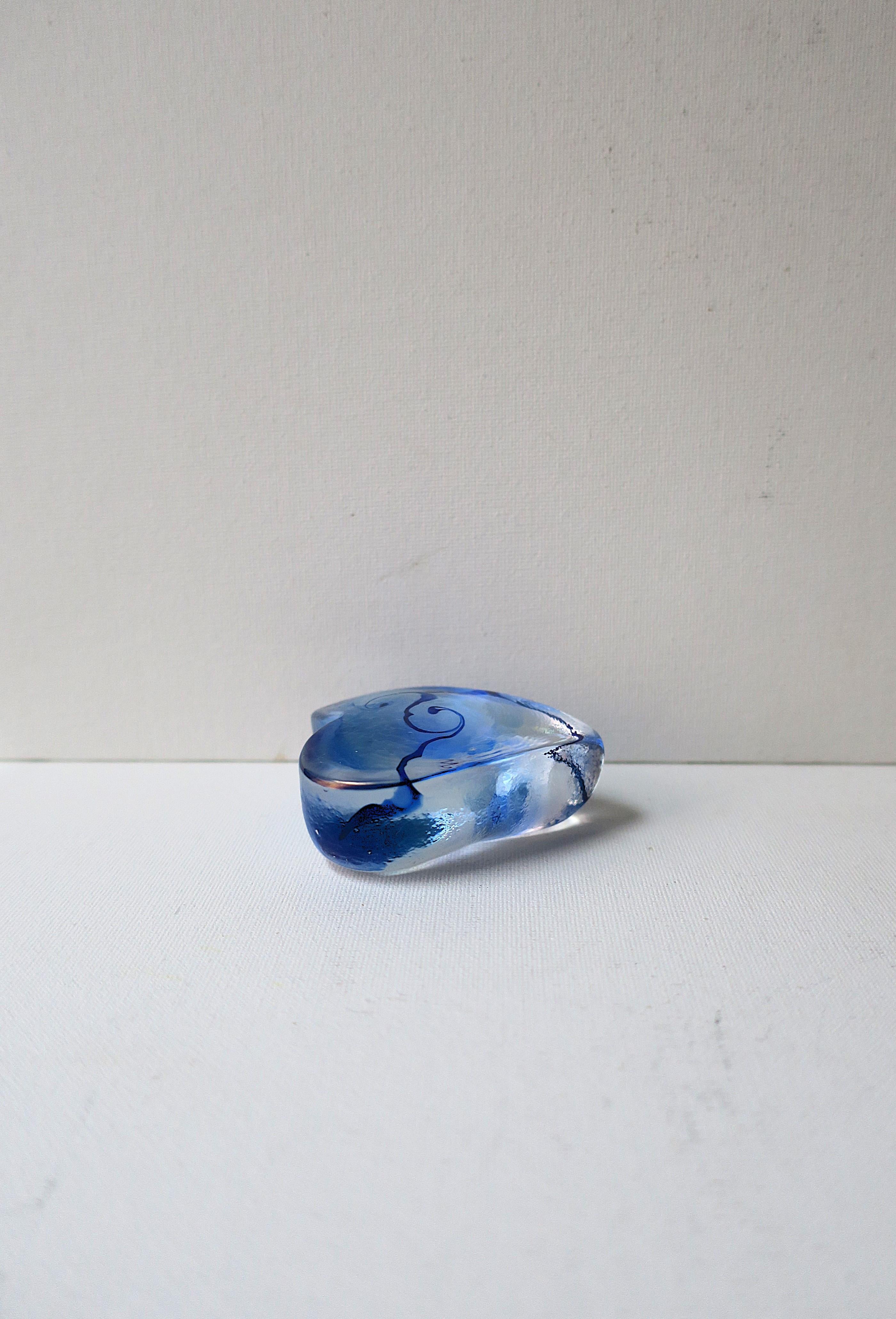 Art Glass Heart Paperweight Decorative Object For Sale 2
