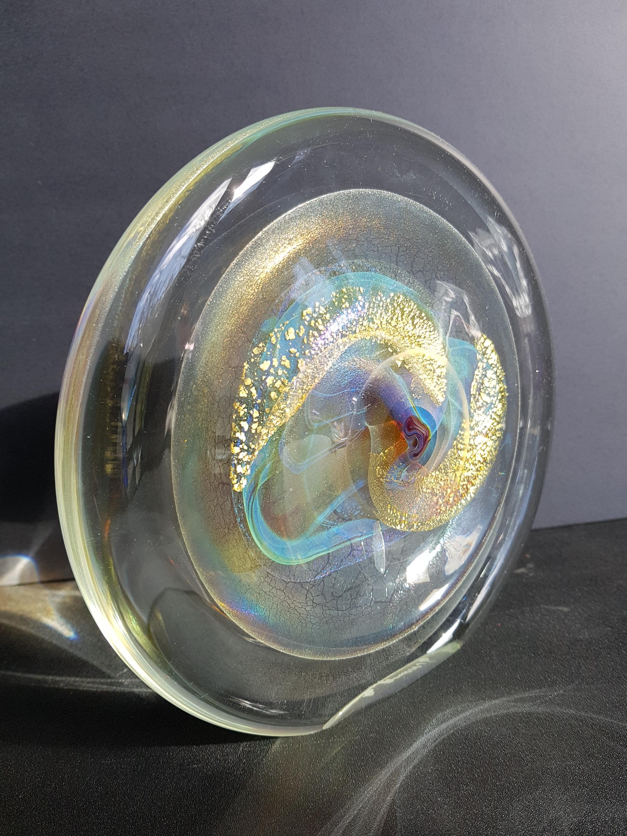 Art Glass Nebula Sculpture Disc Cosmic Iridescent Opalescent OuterSpace Orb Star in vendita 2