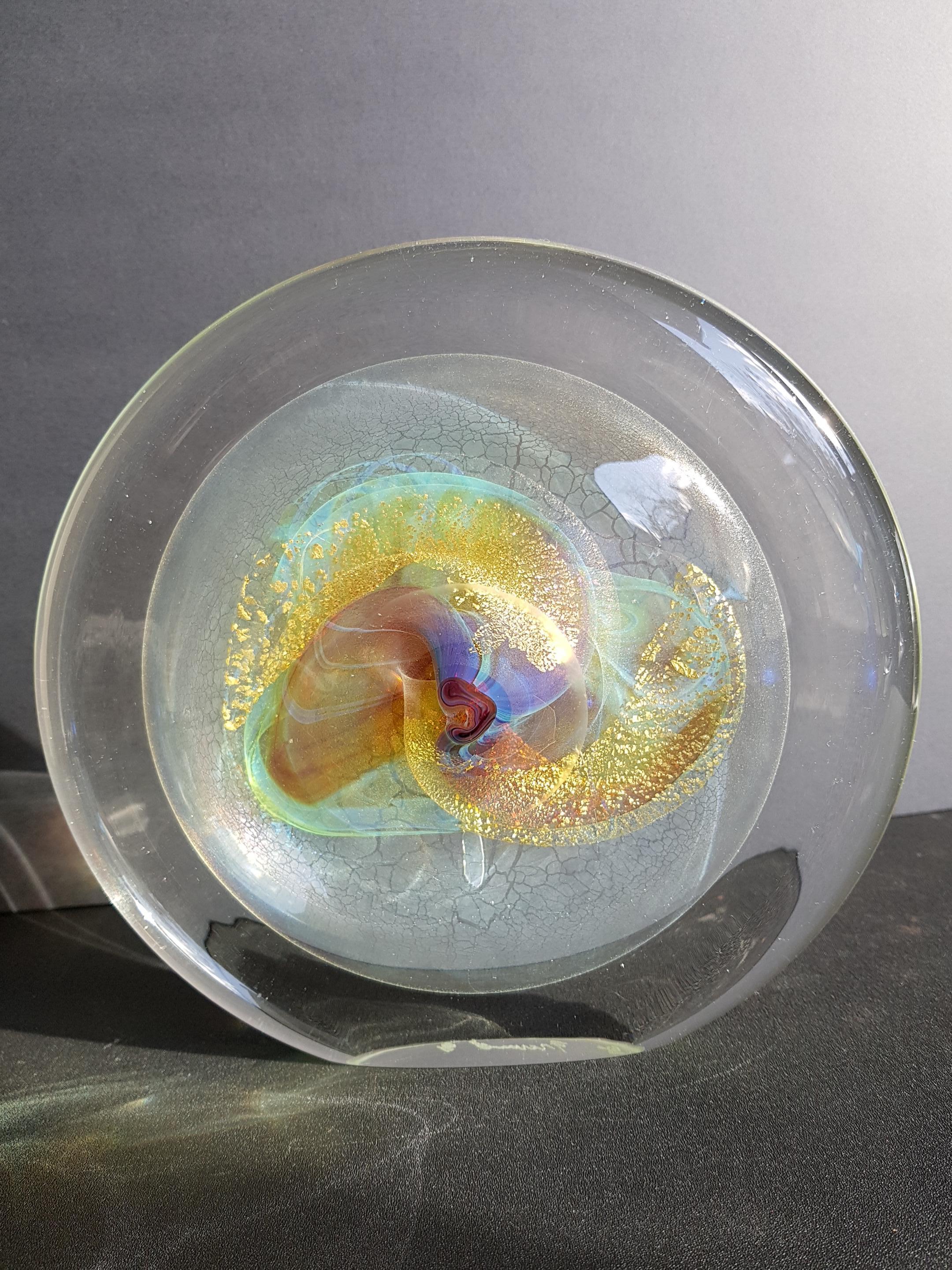 Art Glass Nebula Sculpture Disc Cosmic Iridescent Opalescent OuterSpace Orb Star in vendita 4