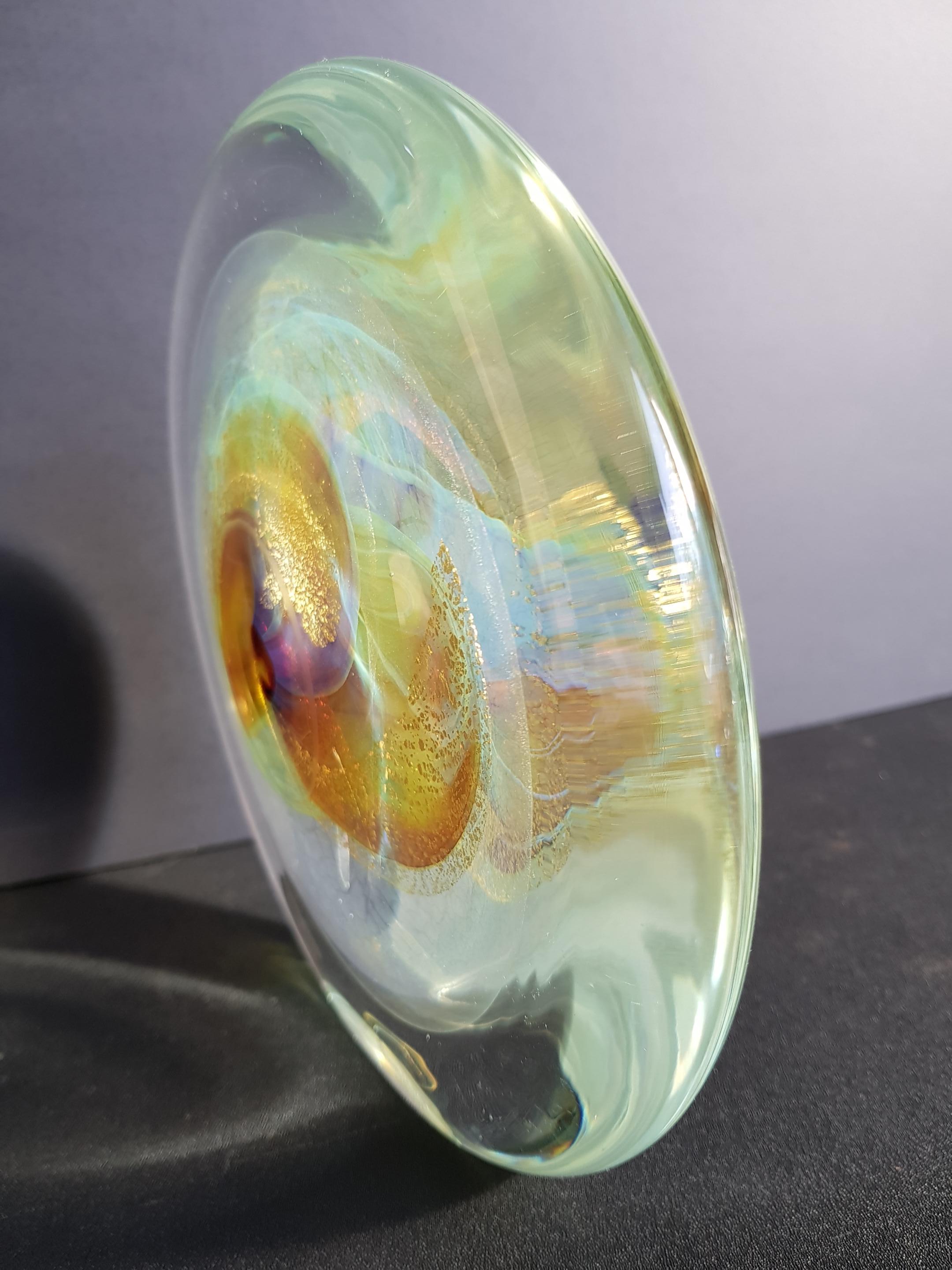 Art Glass Nebula Sculpture Disc Cosmic Iridescent Opalescent OuterSpace Orb Star in vendita 6