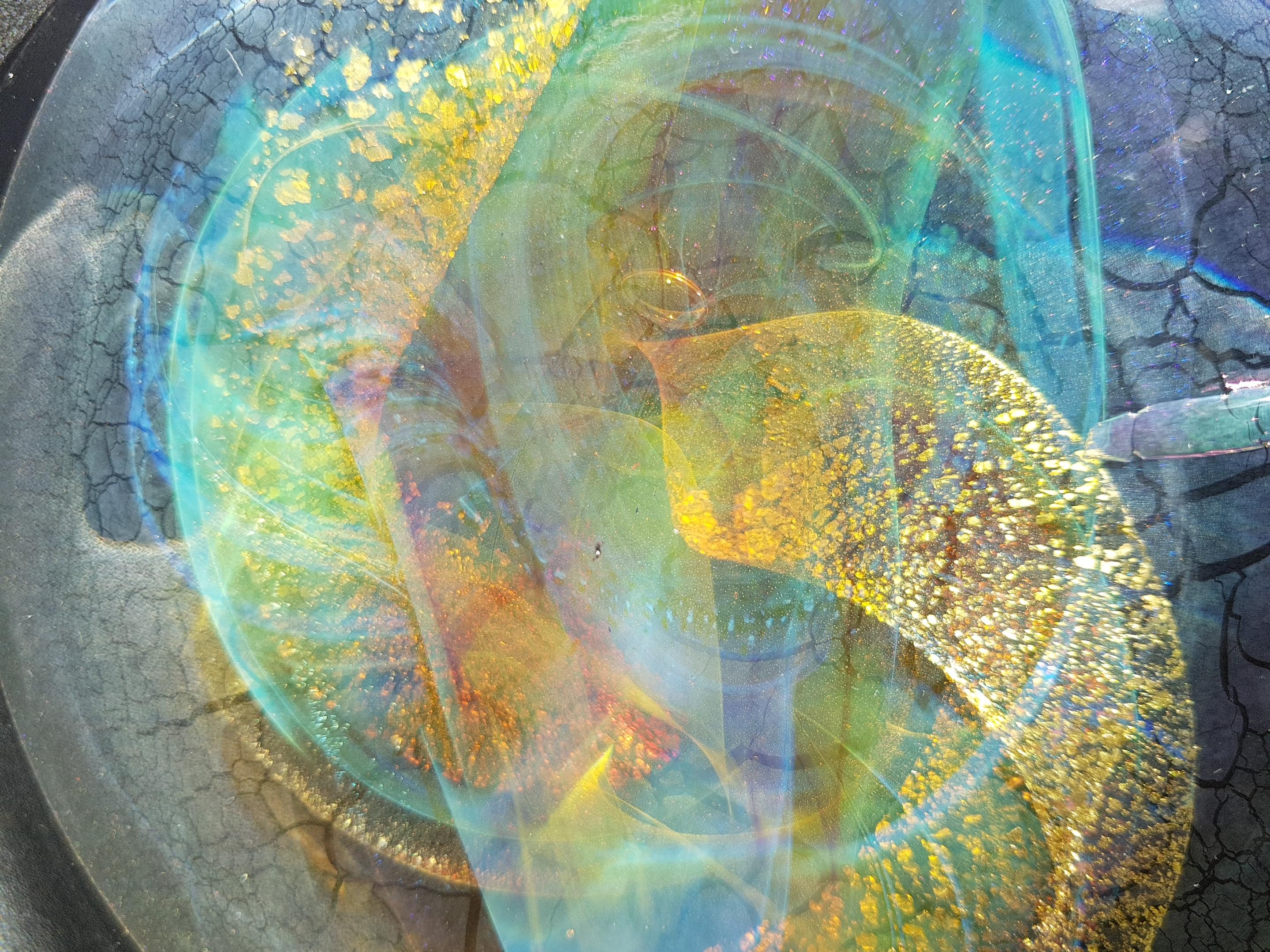 Art Glass Nebula Sculpture Disc Cosmic Iridescent Opalescent OuterSpace Orb Star in vendita 11