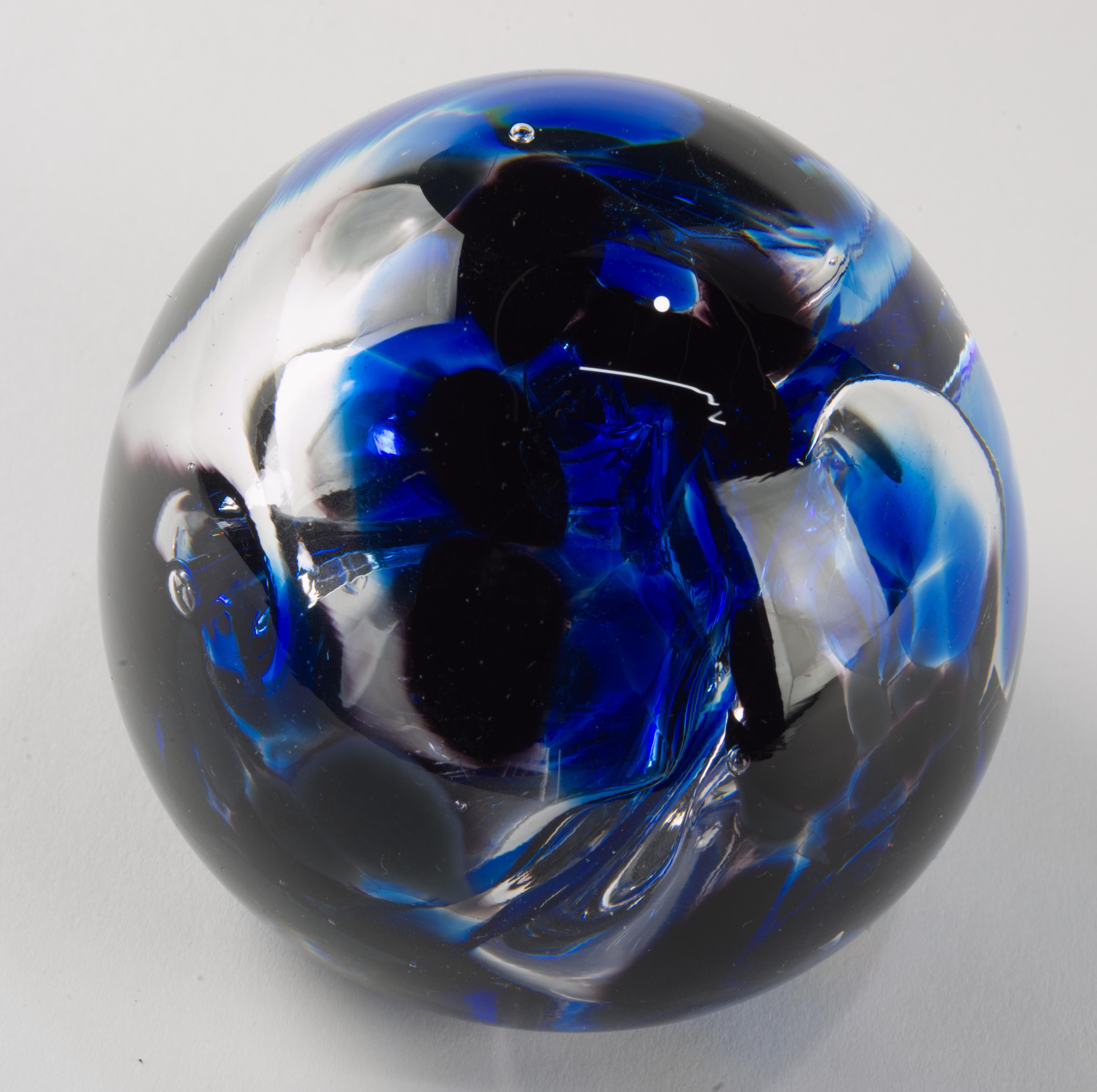 Art Glass Paperweight Cobalt Blue Clear Controlled Bubbles Signed For Sale 5