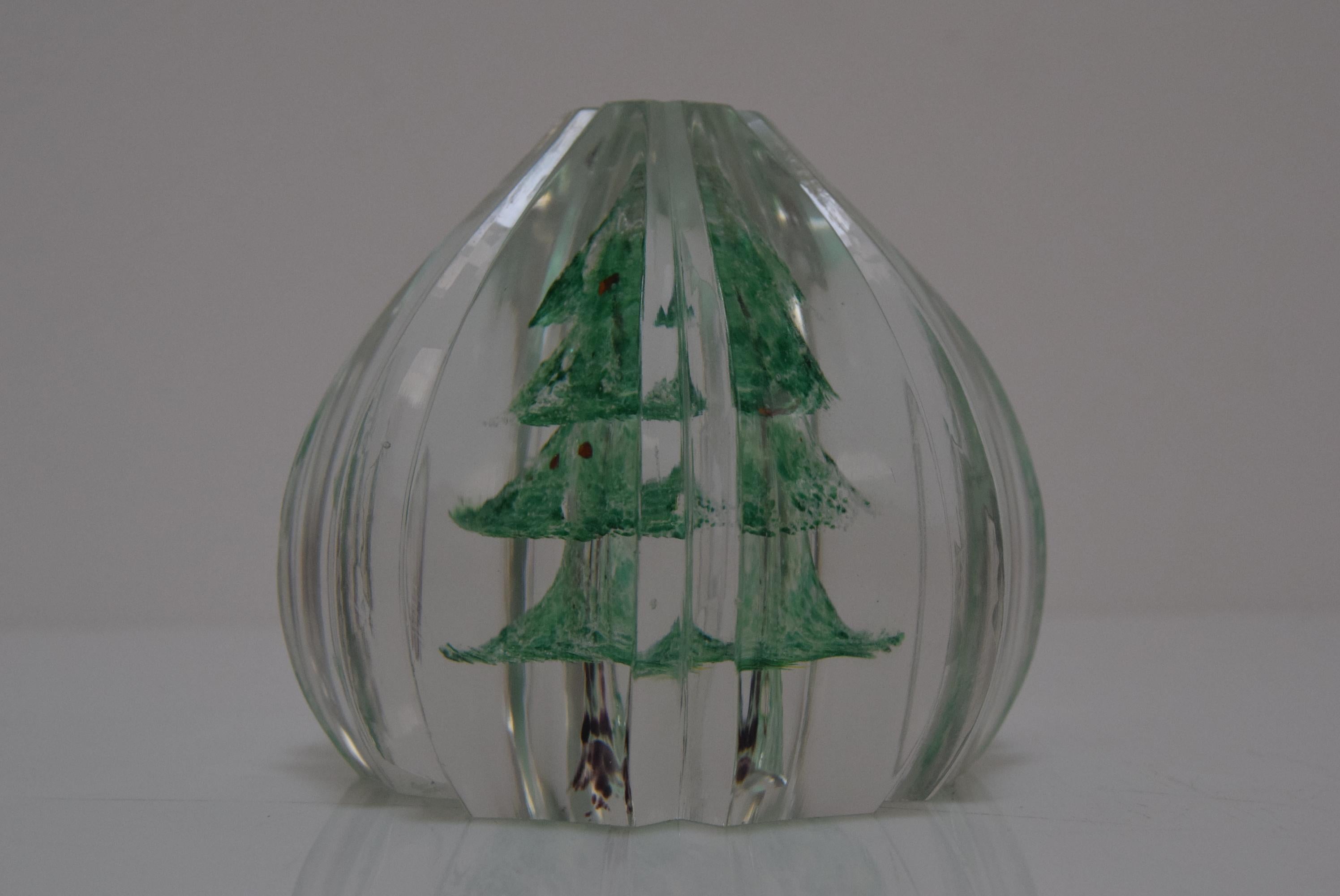 Art Glass Paperweight, Glasswork Novy Bor, 1950s For Sale 8