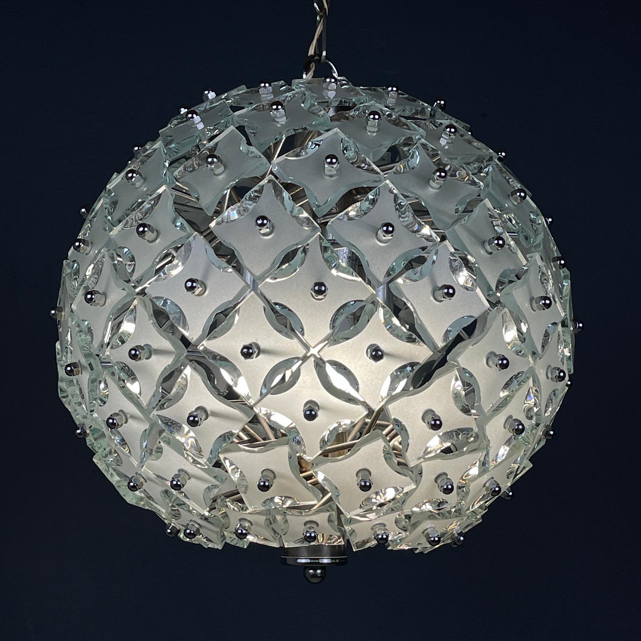 Mid-Century Modern Art glass pendant lamp Sputnik by Fontana Arte Italy 1960s For Sale
