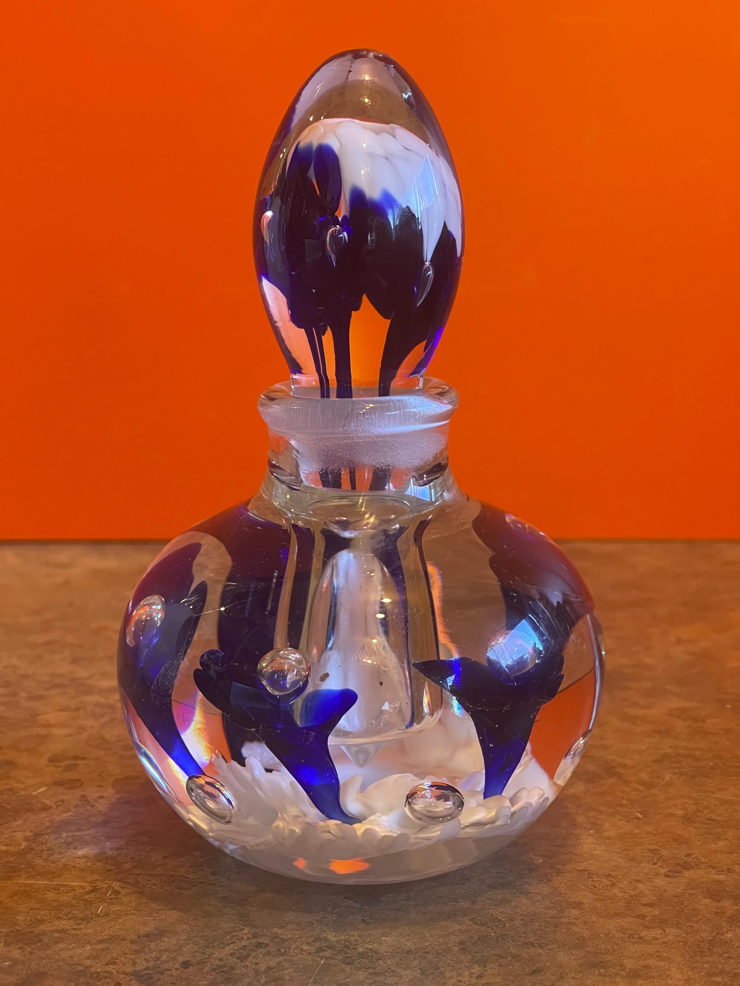 Parfümflasche aus Kunstglas von Joe Rice (20. Jahrhundert) im Angebot