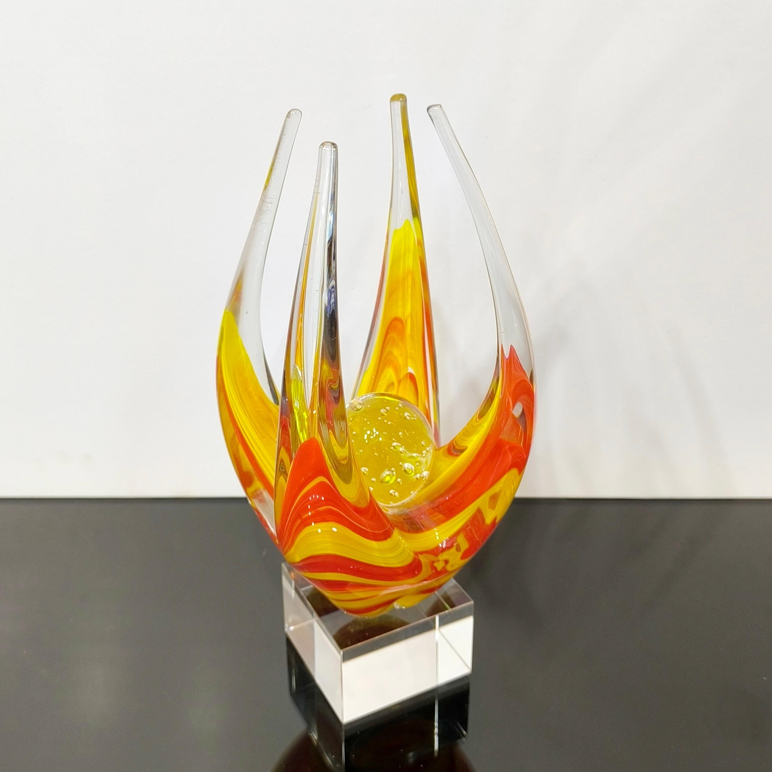 Scultura in vetro Sommerso Fiammato 'La Culla della Vita' attribuita a P.Kedelv in vendita 1